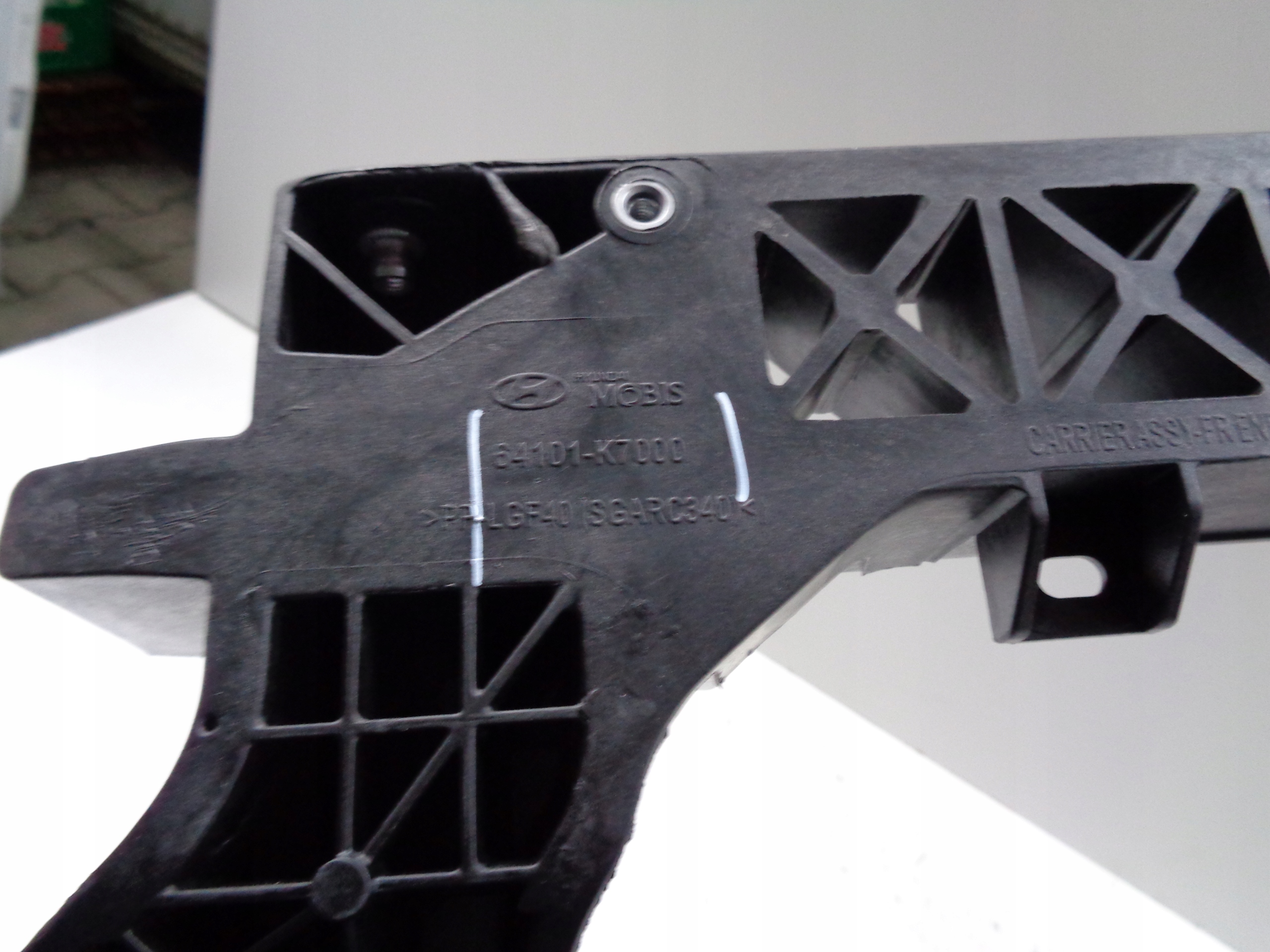NO-WE-- bar, wall front HYUNDAI I10 III 19