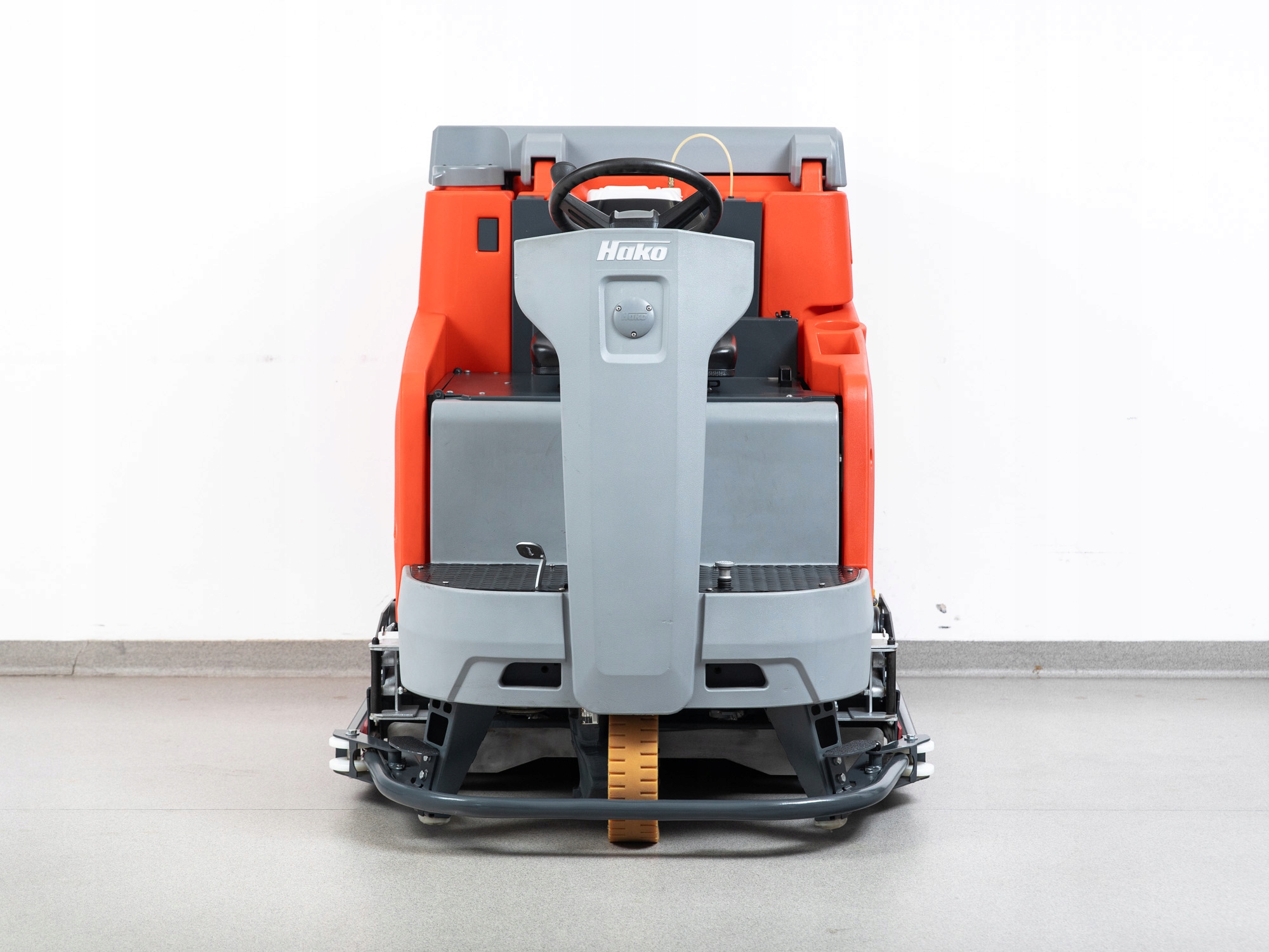 SZOROWARKA HAKO SCRUBMASTER B260 R WB1080 NOWA BATERIA 2020r 69000 ...