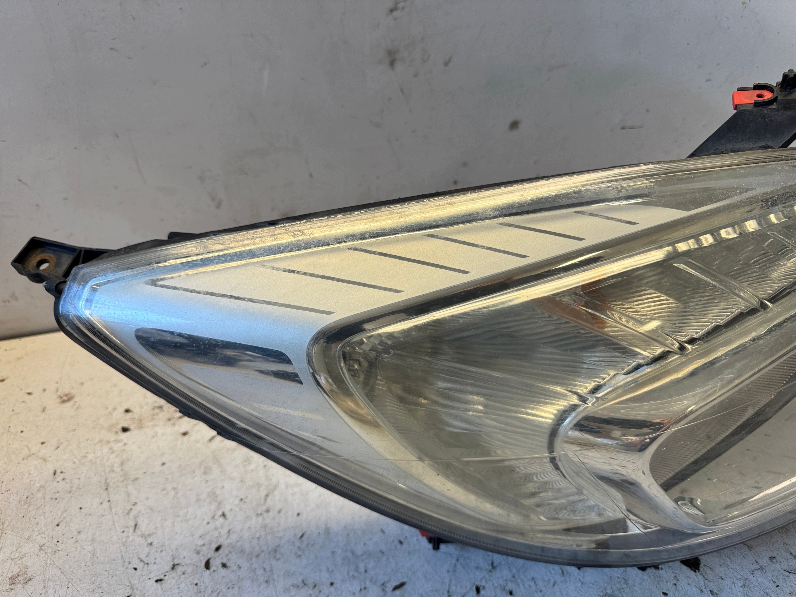 OPEL MERIVA B REFLEKTOR right front light right normal 13253630 EUROPA
