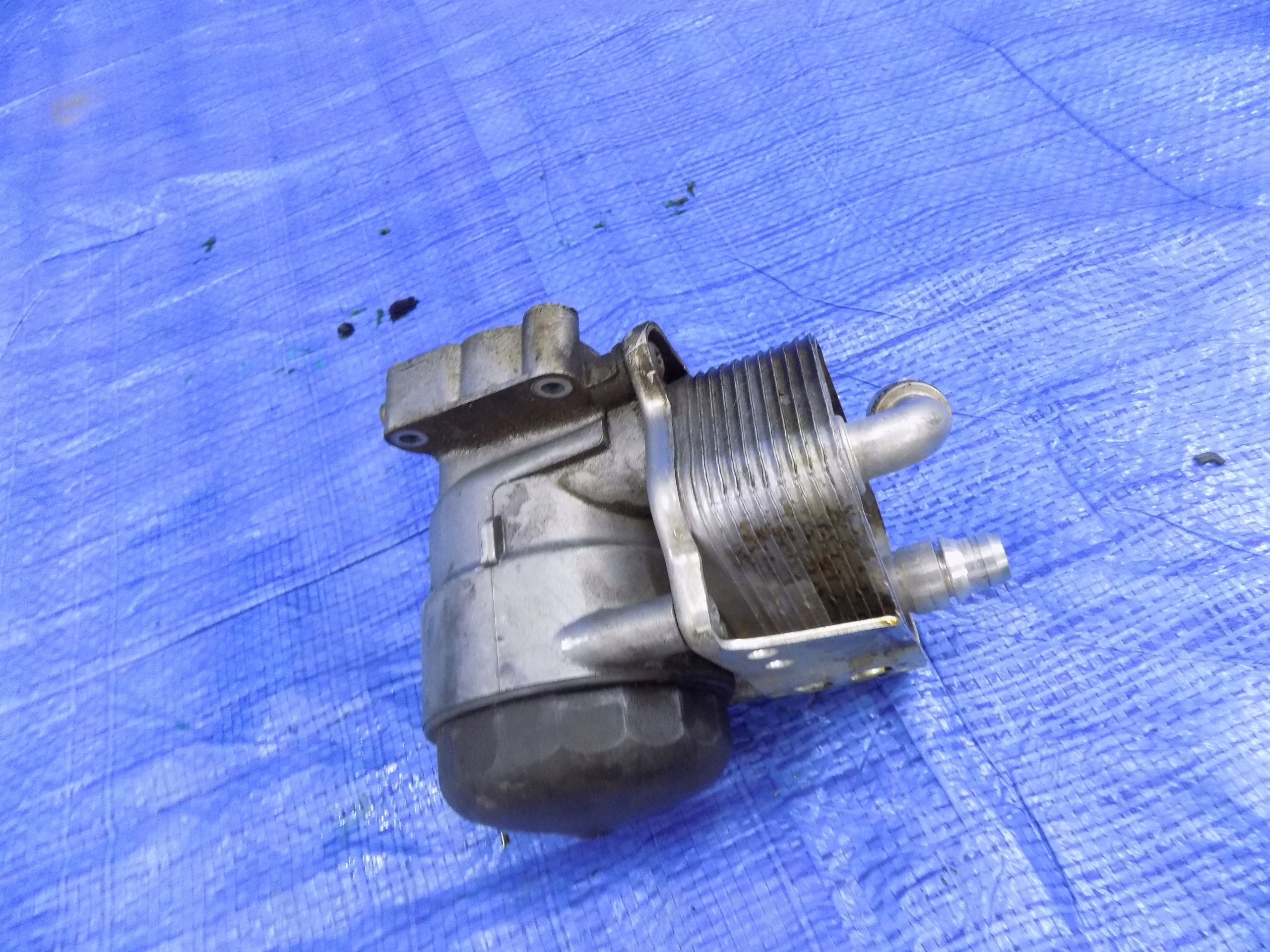 radiatore olio BMW E87 2,0i N43B20A