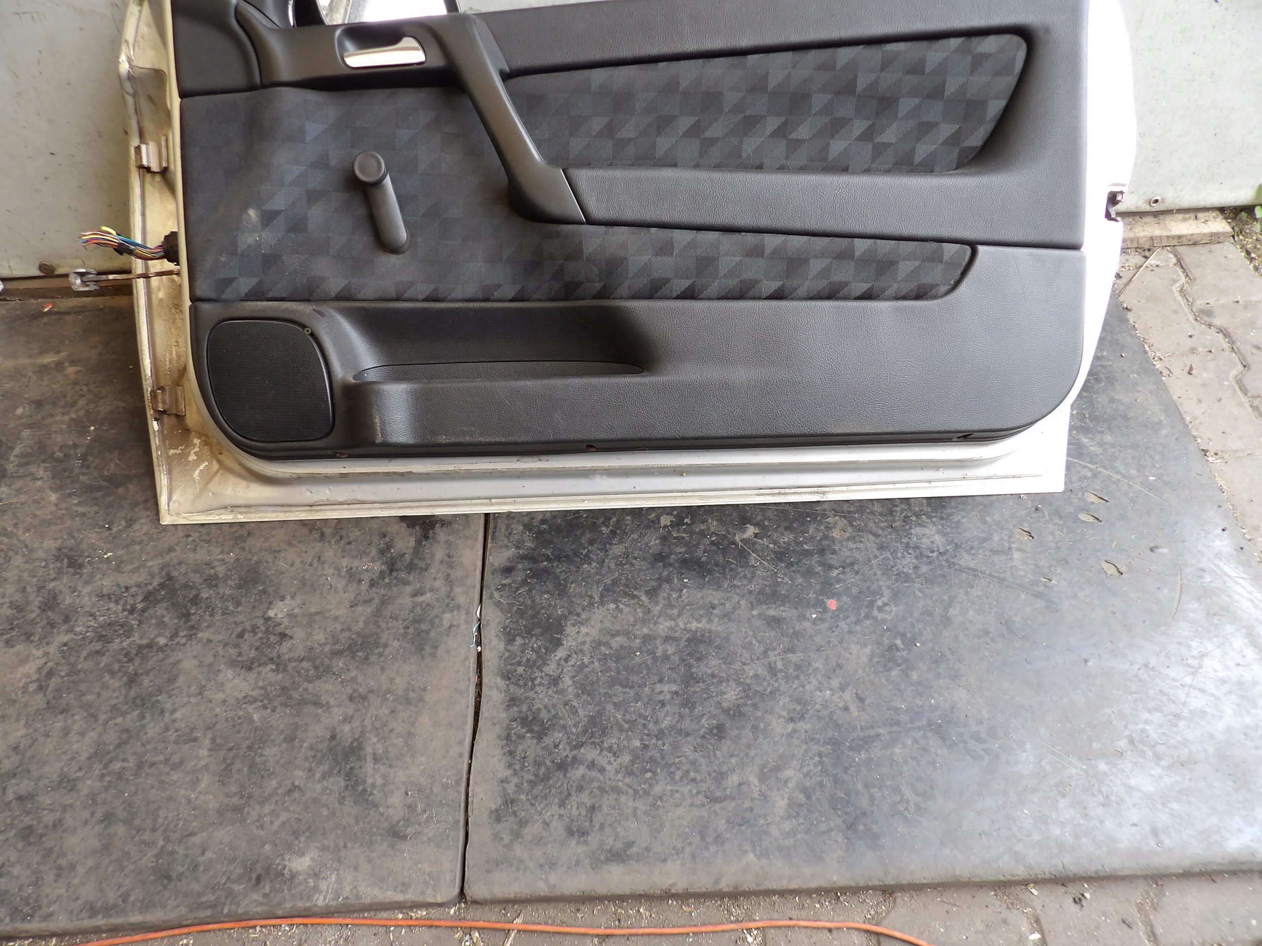 Opel Astra II G door front right lak. Z147