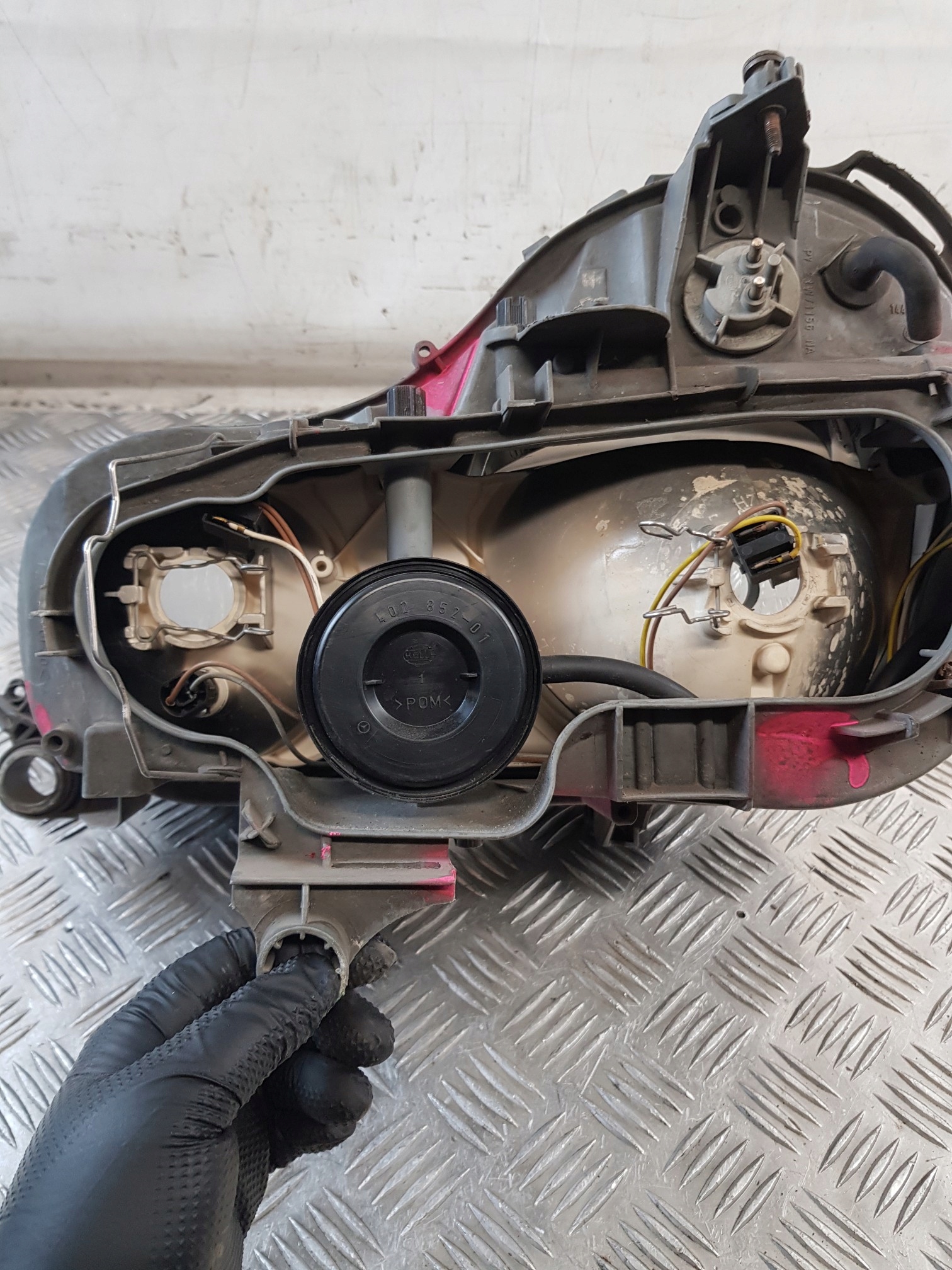 light right front 144870 MERCEDES W210