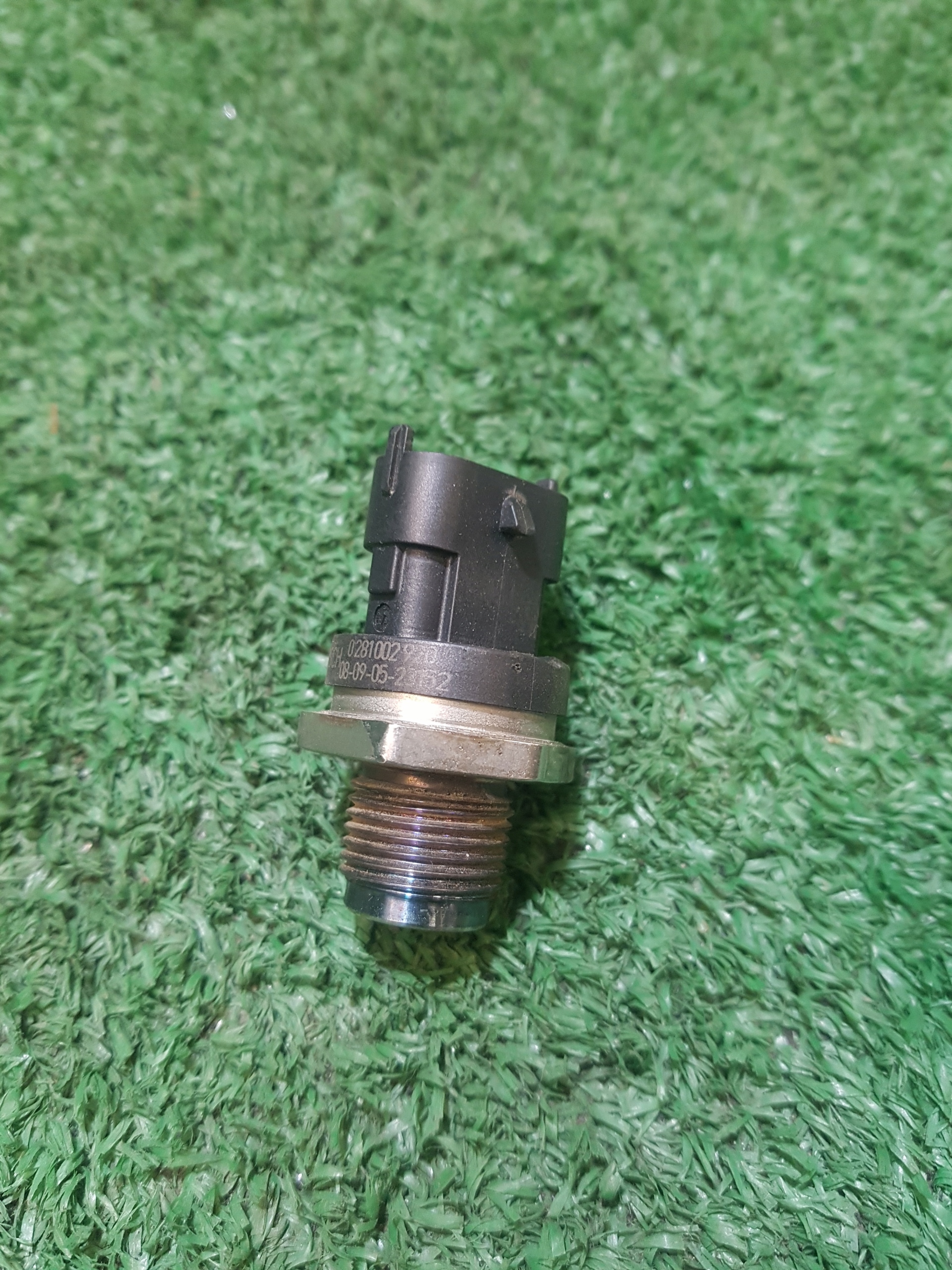 Capteur Pression Carburant RENAULT TRAFIC 2 0281002920