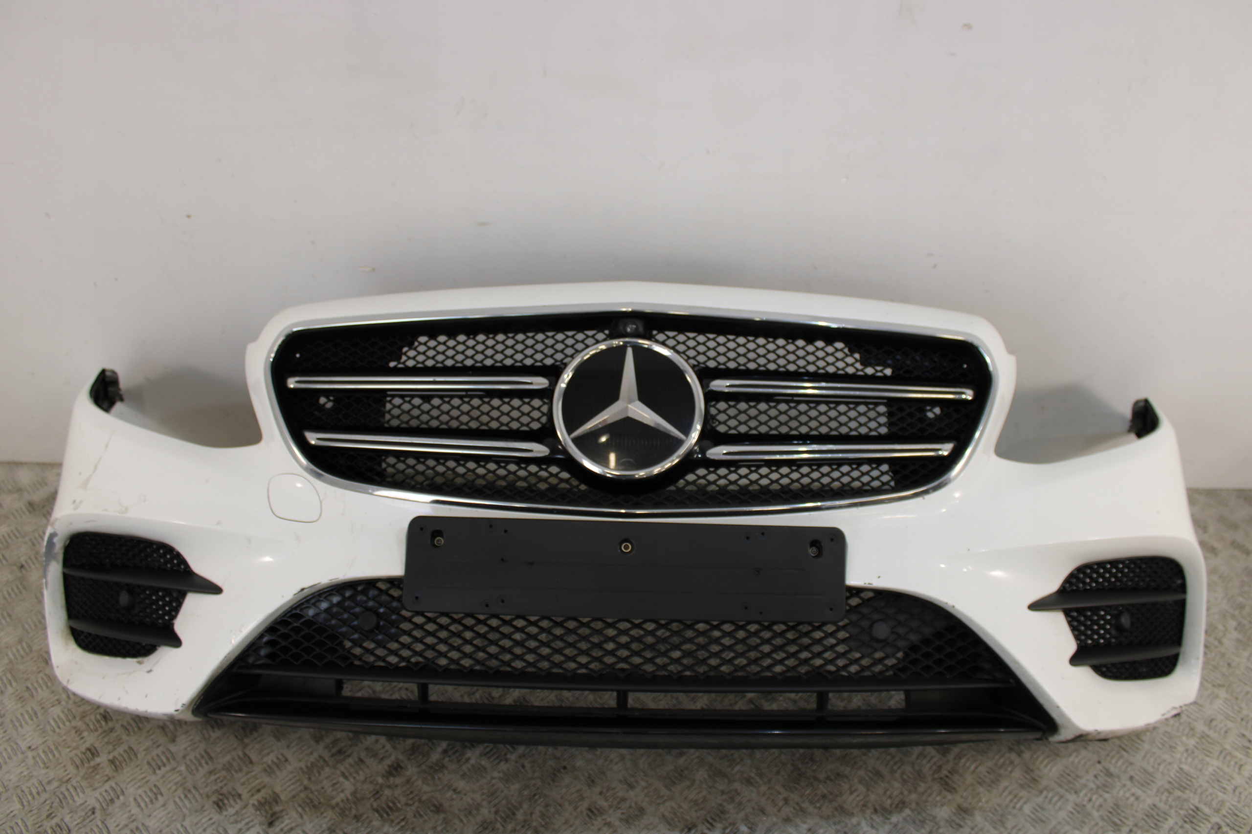 bumper front front KAMERA 6 X PDC MERCEDES E-KLASA W213 AMG
