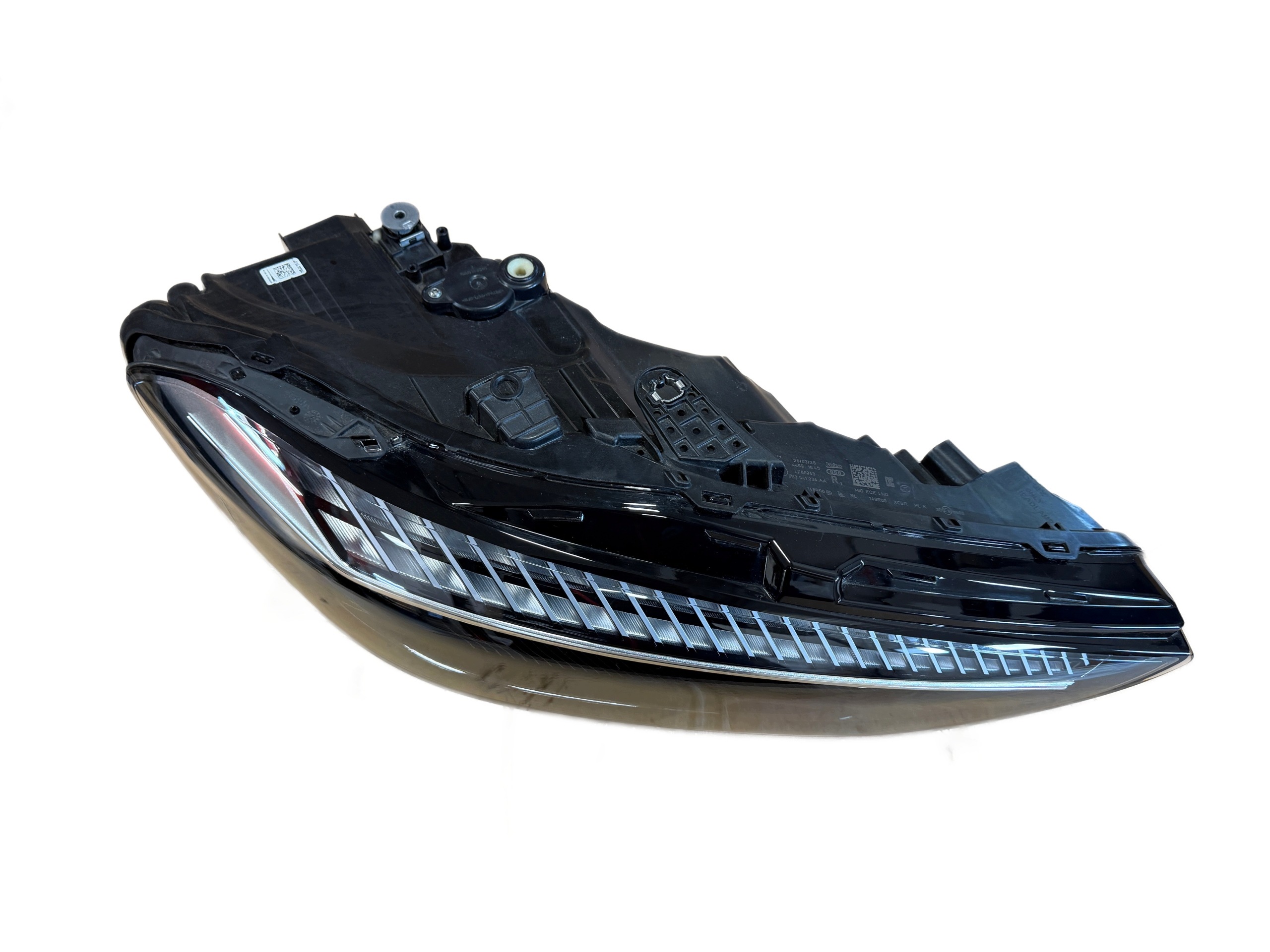 AUDI A5 B10 light right front FULL LED 8B3941034AA