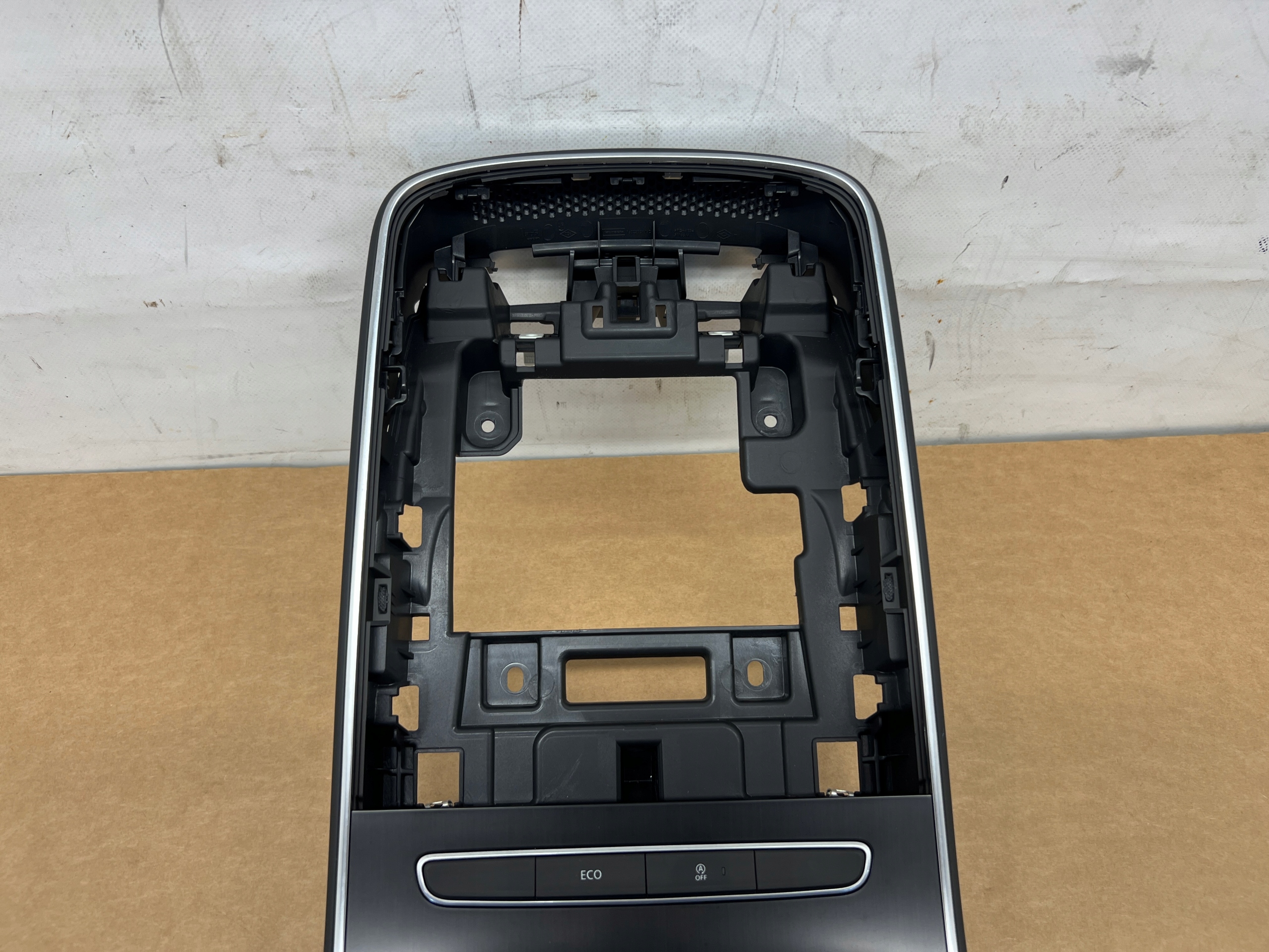 Renault Scenic IV panel central dekor 682607429R