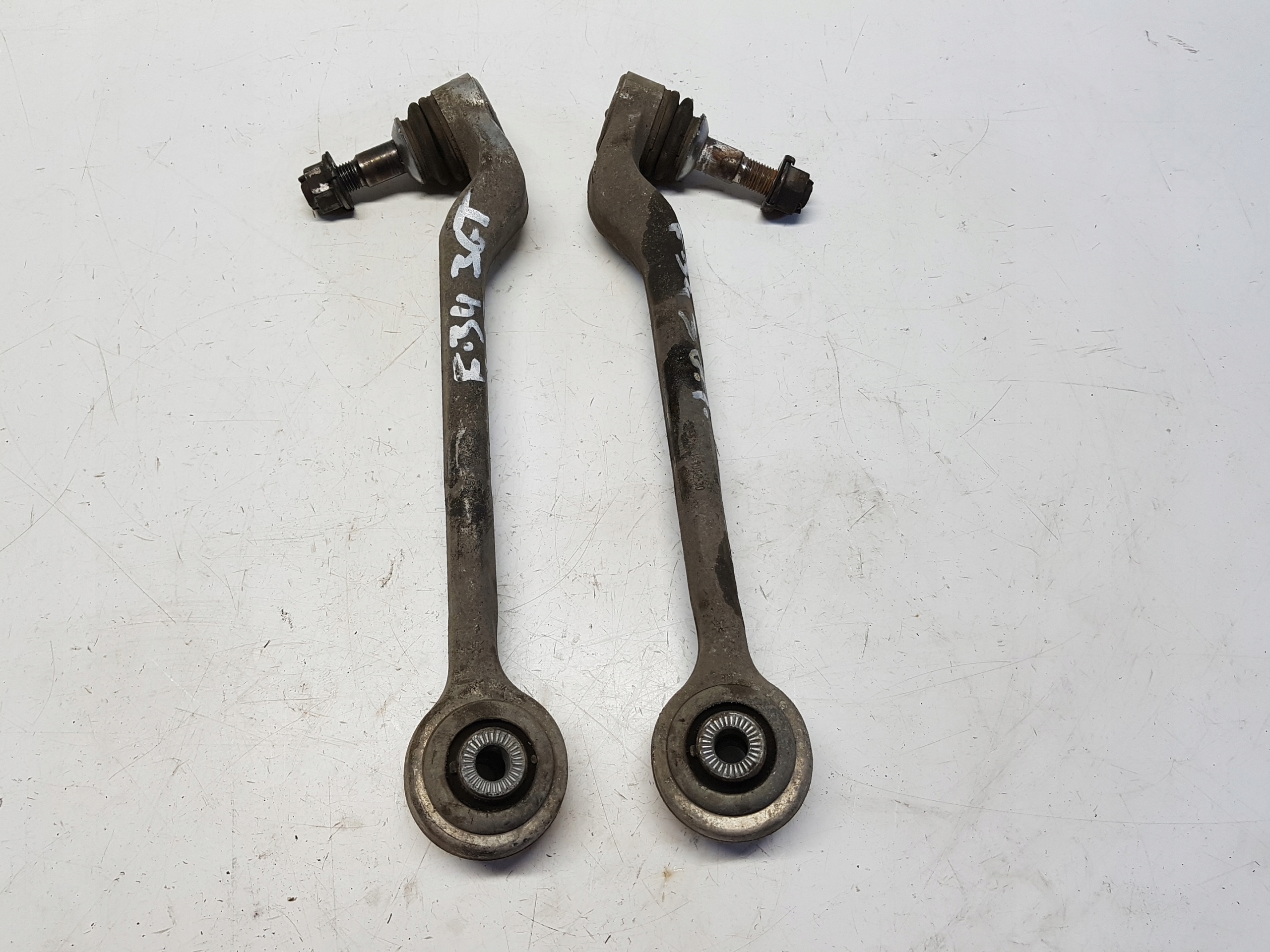 BMW 3 GT F34 2.0i arm right front
