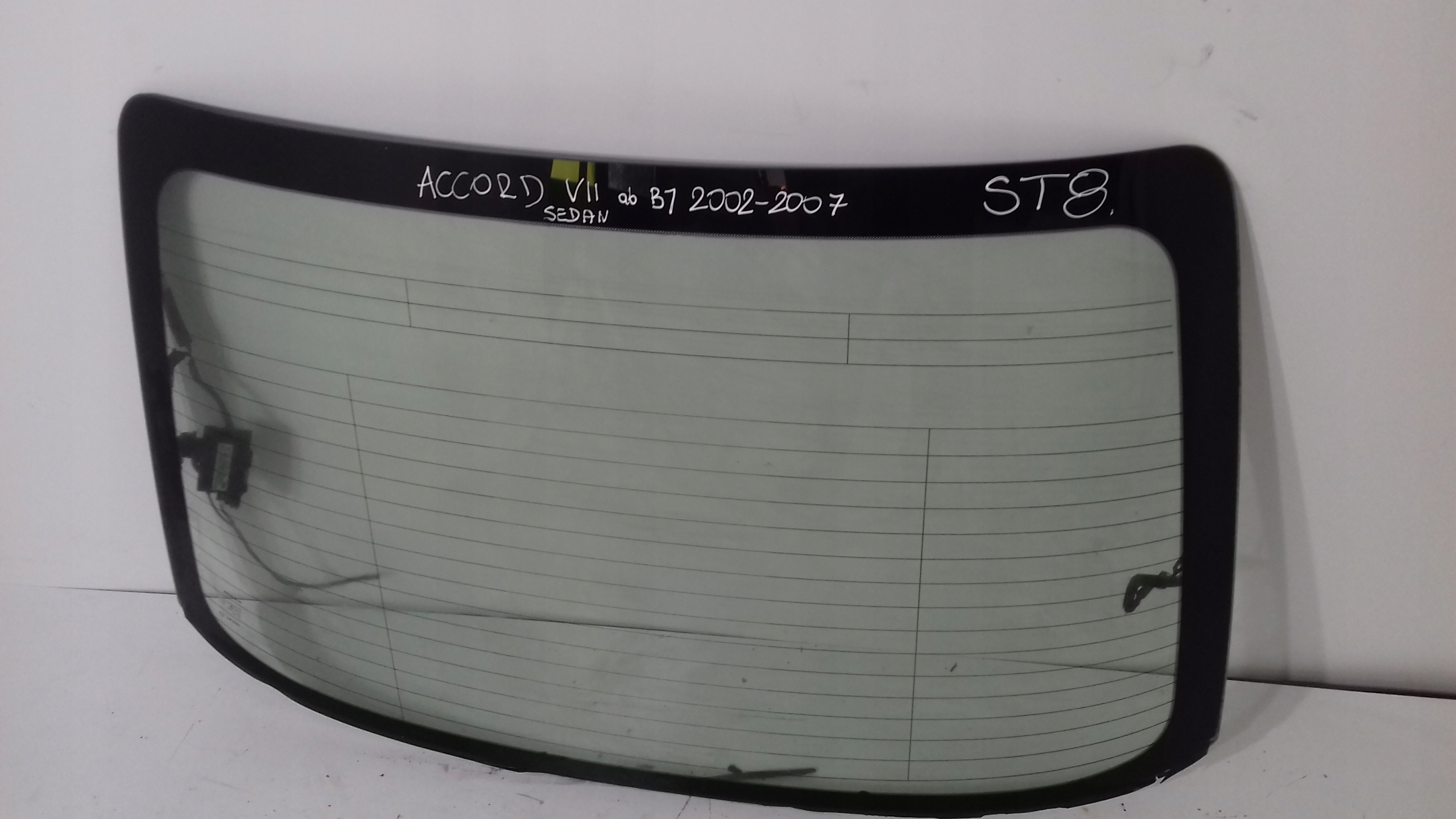 window rear HONDA ACCORD VII sedan 2002-2007
