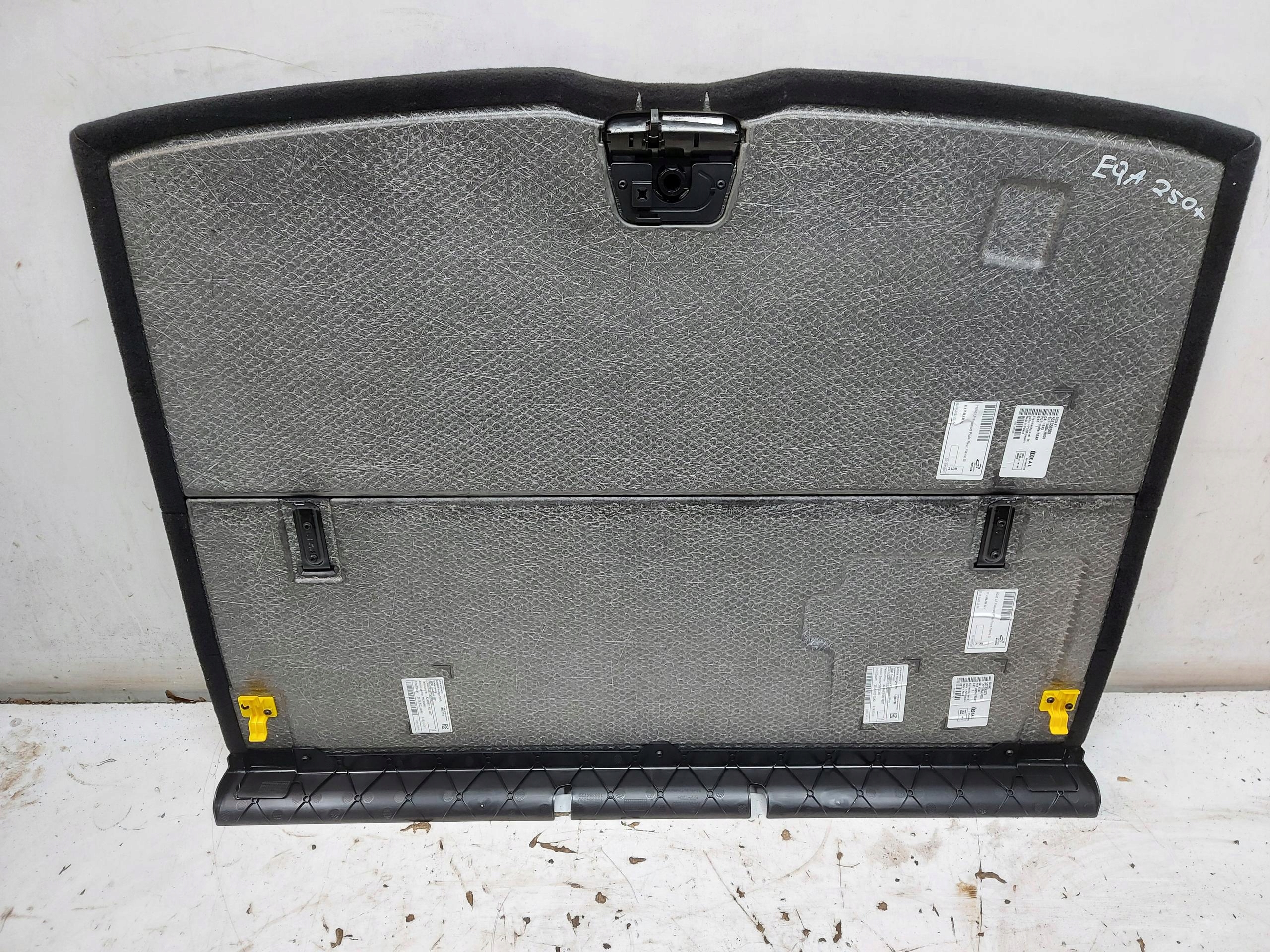 Mercedes EQA 250+ W243 floor mats boot 5ABAH000