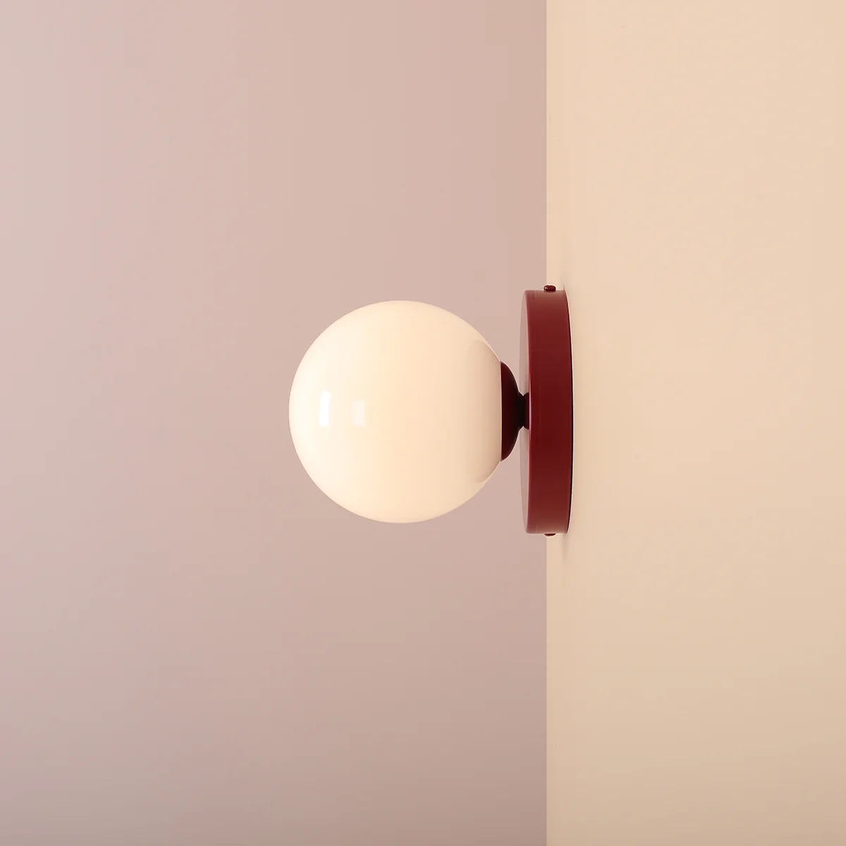 Kinkiet Ball II S Czerwony z Białym Kloszem E14, 1-punktowy