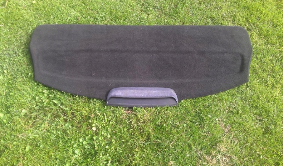 VW PASSAT B5 SEDAN - POLKA TYLNA