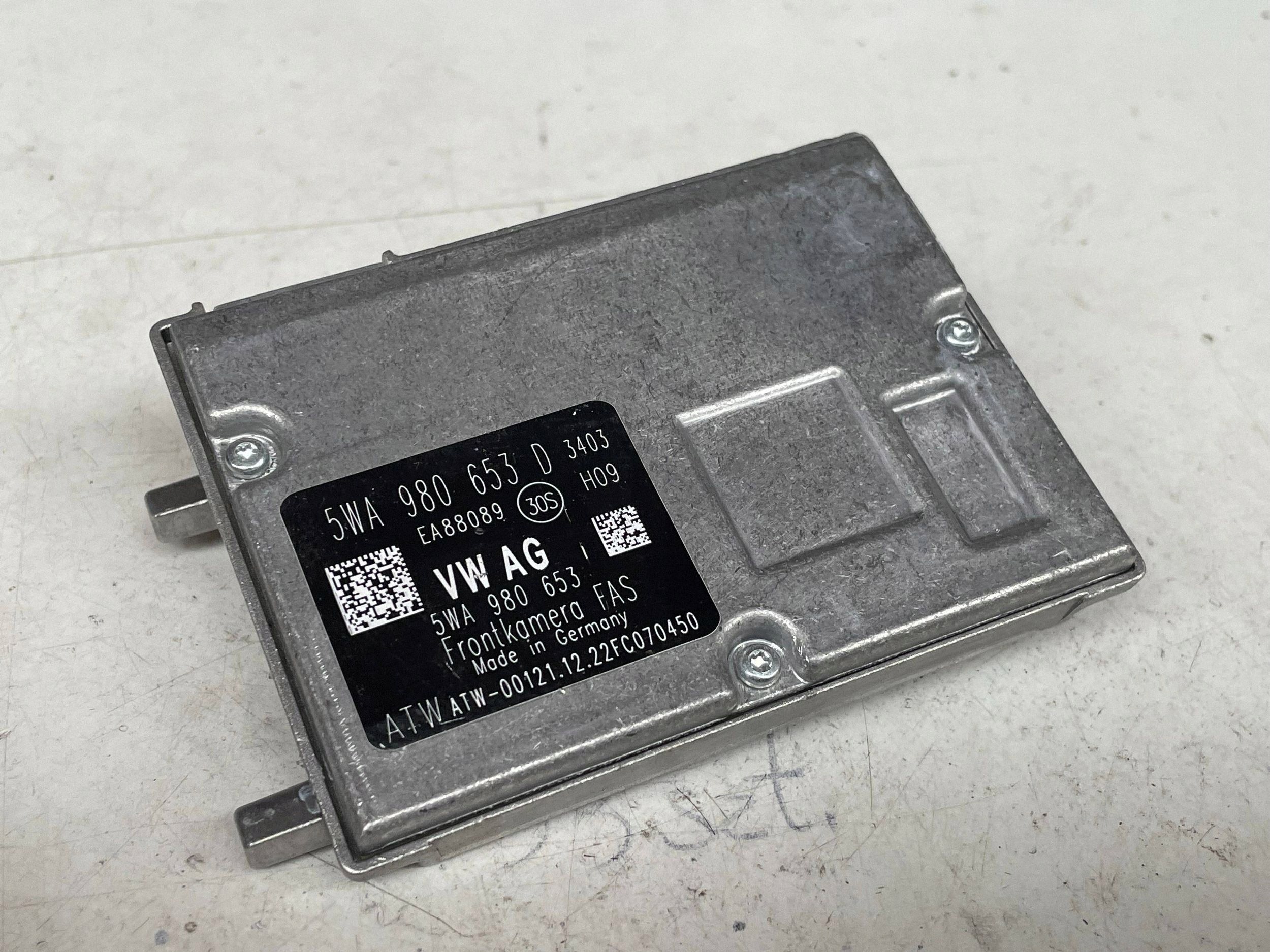 KAMERA PRZEDNIEJ windows (ADAS) AUDI A3 8Y 5WA980653D @M