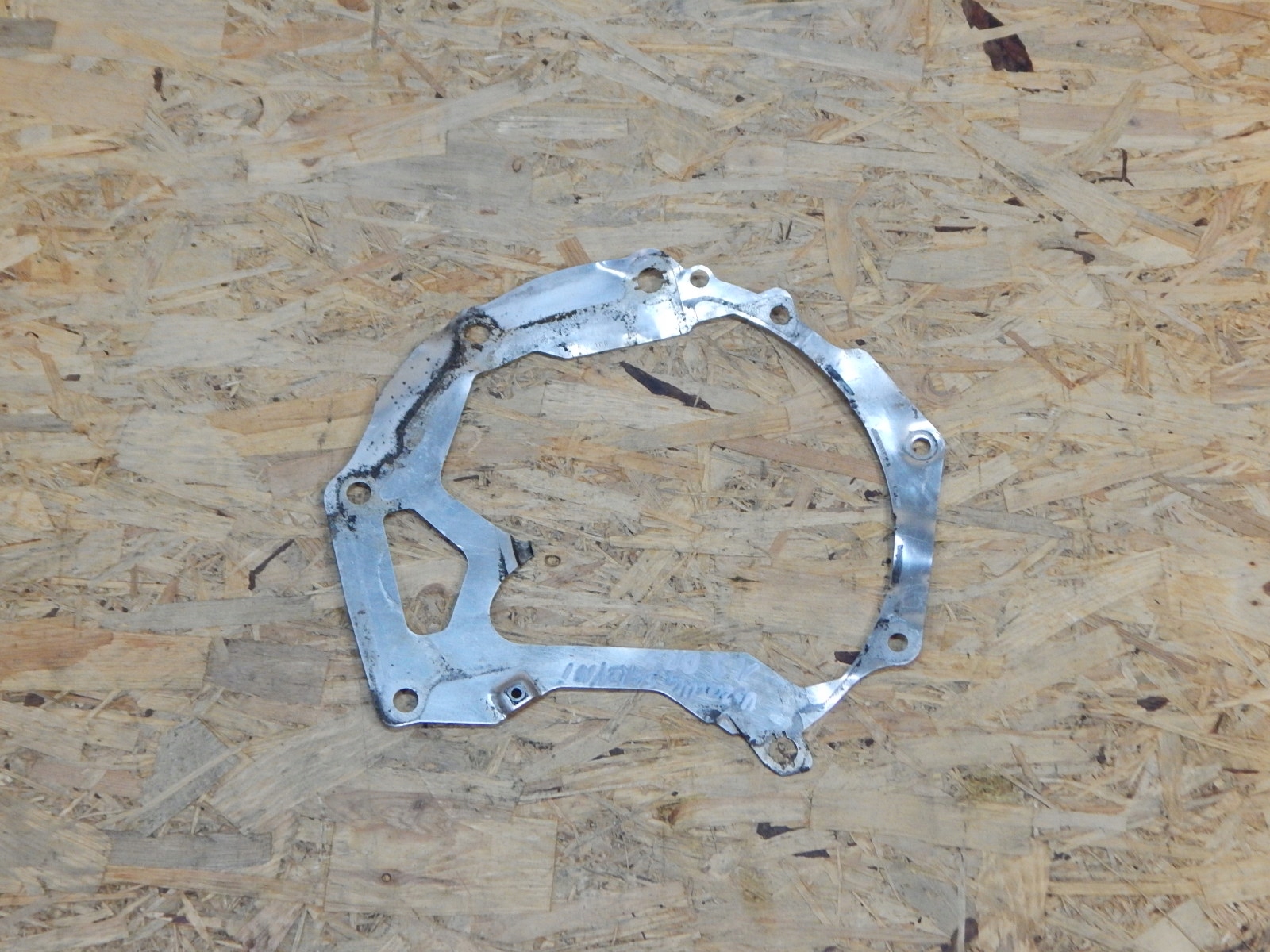 VW T5 FLANSZA BLACHA DYSTANS SKRZYNI uszczelka 1.9