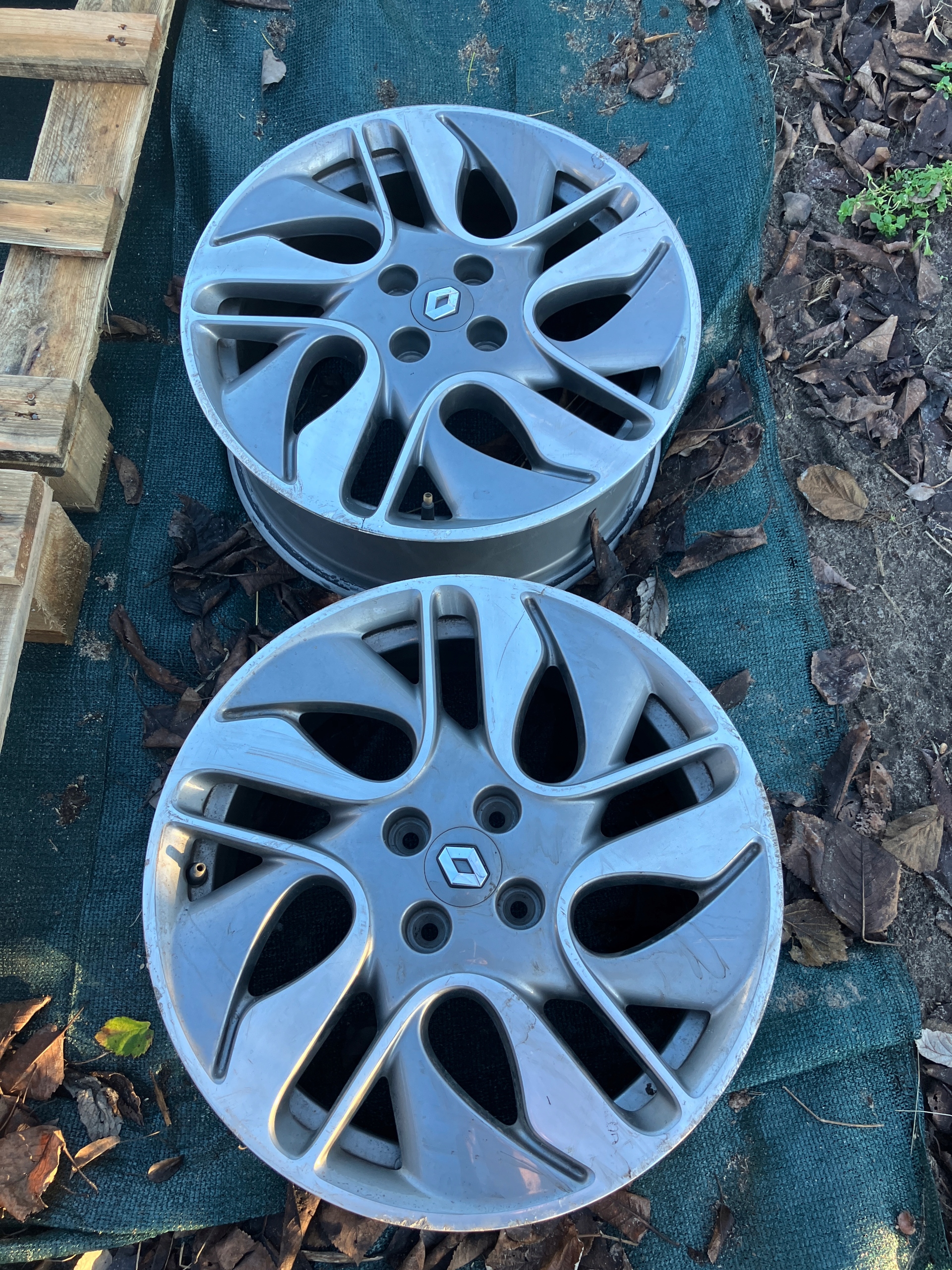 disk RENAULT ZOE 17" 403000803R 4X100 ET44