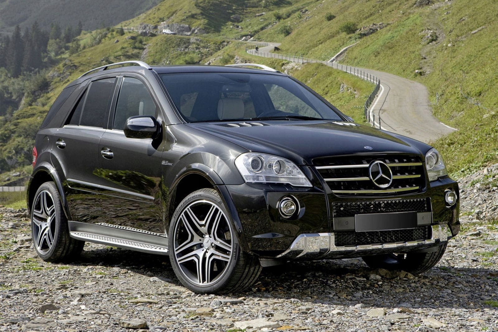 STOPNIE BOCZNE PROGI MERCEDES ML W164 2005-2011 Producent inny