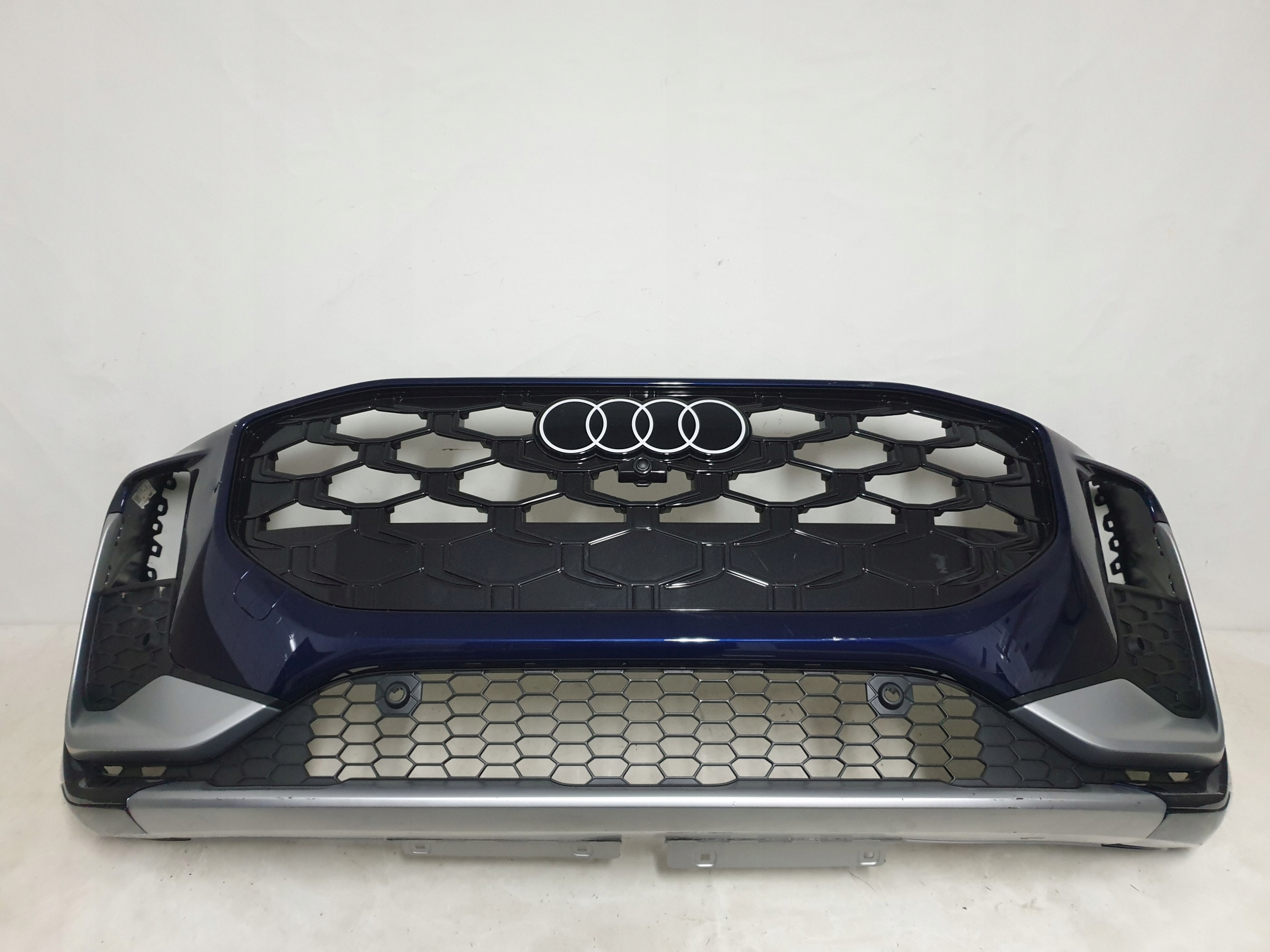 AUDI Q3 III 83H S-LINE 25-> bumper front front 4xPDC 83H807437D