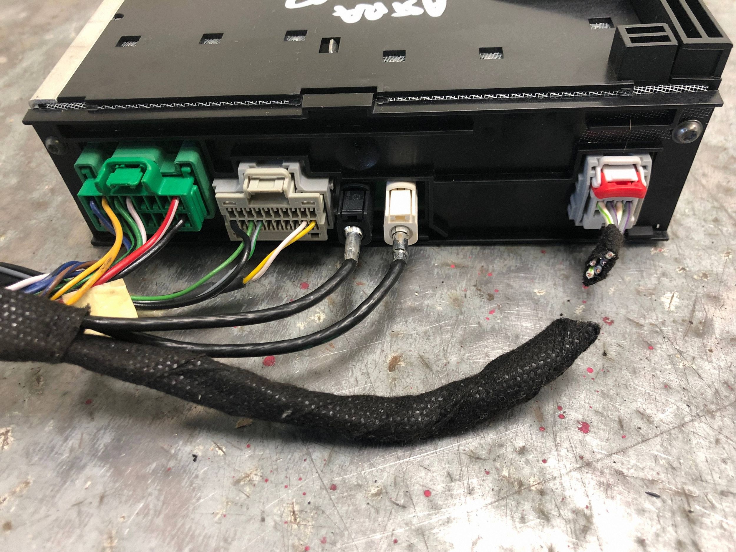 module control unit radio OPEL ASTRA K 39084504