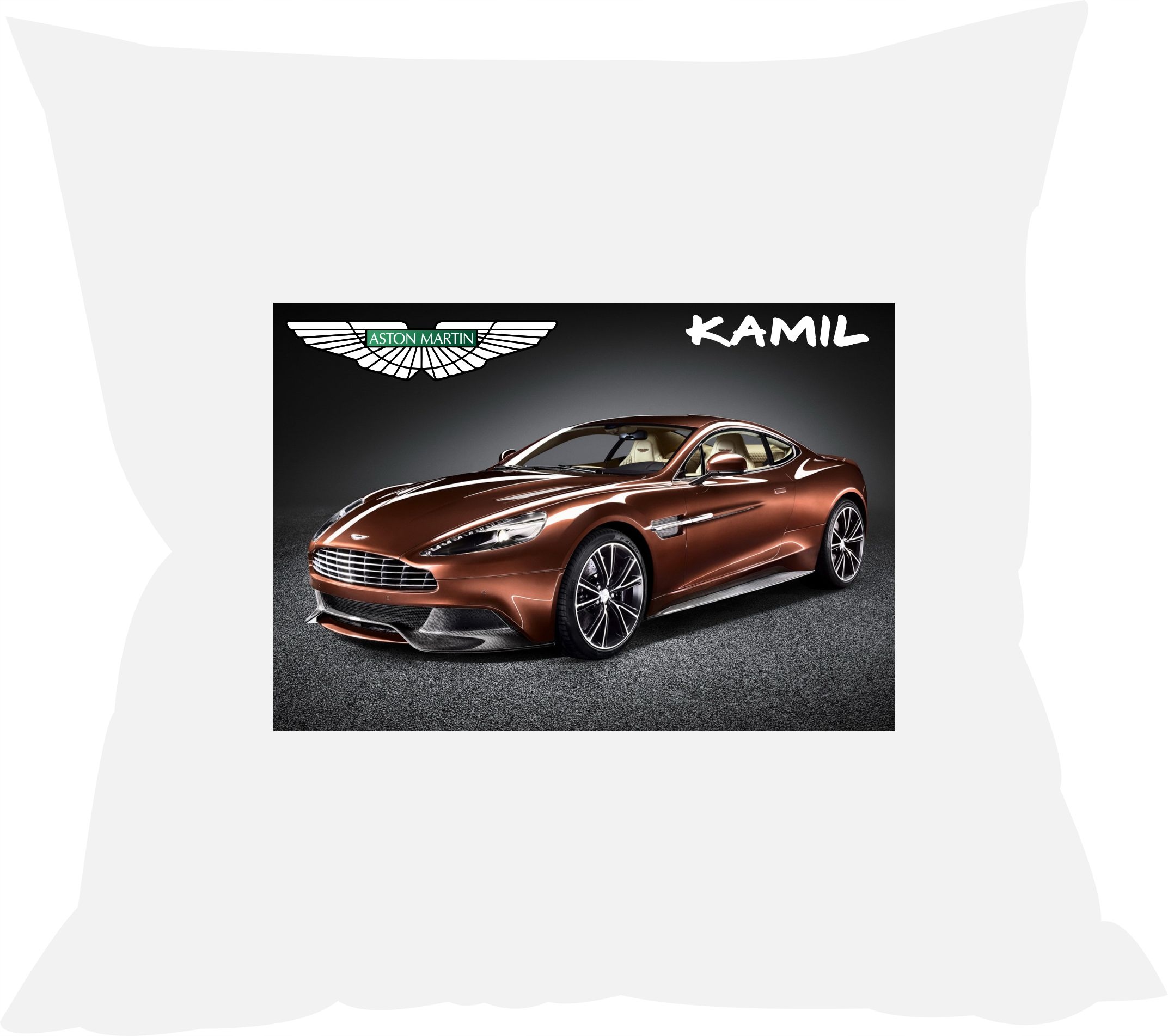 

Poduszka Aston Martin z imieniem Duży Wybór