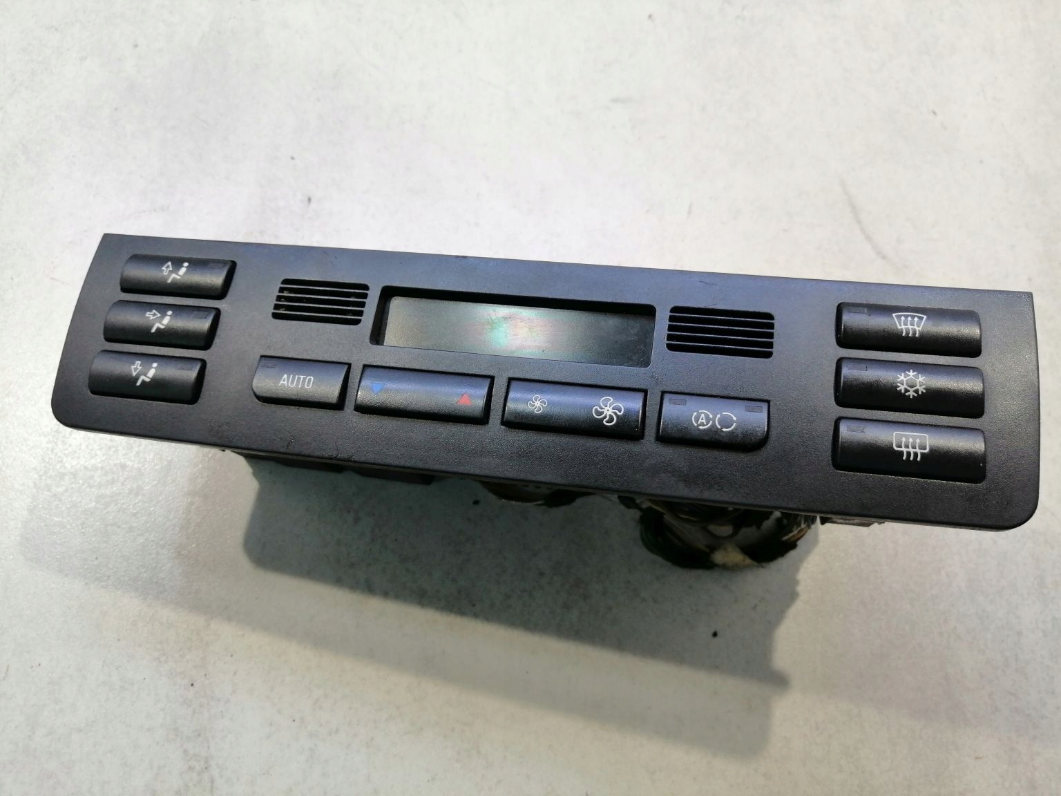 PANEL klimatizaci BMW E46 2.0D LIFT 5GB007738