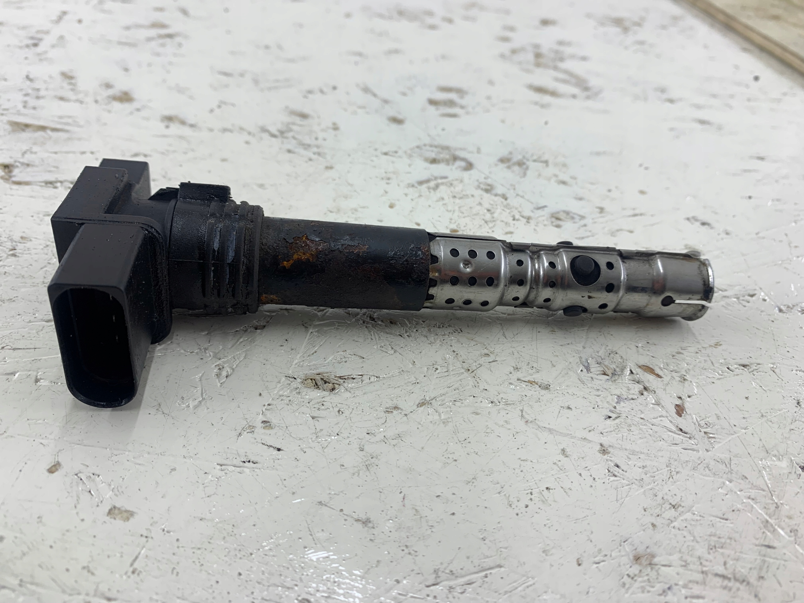 VW POLO 9N 1.2 coil ignition 03D905115E