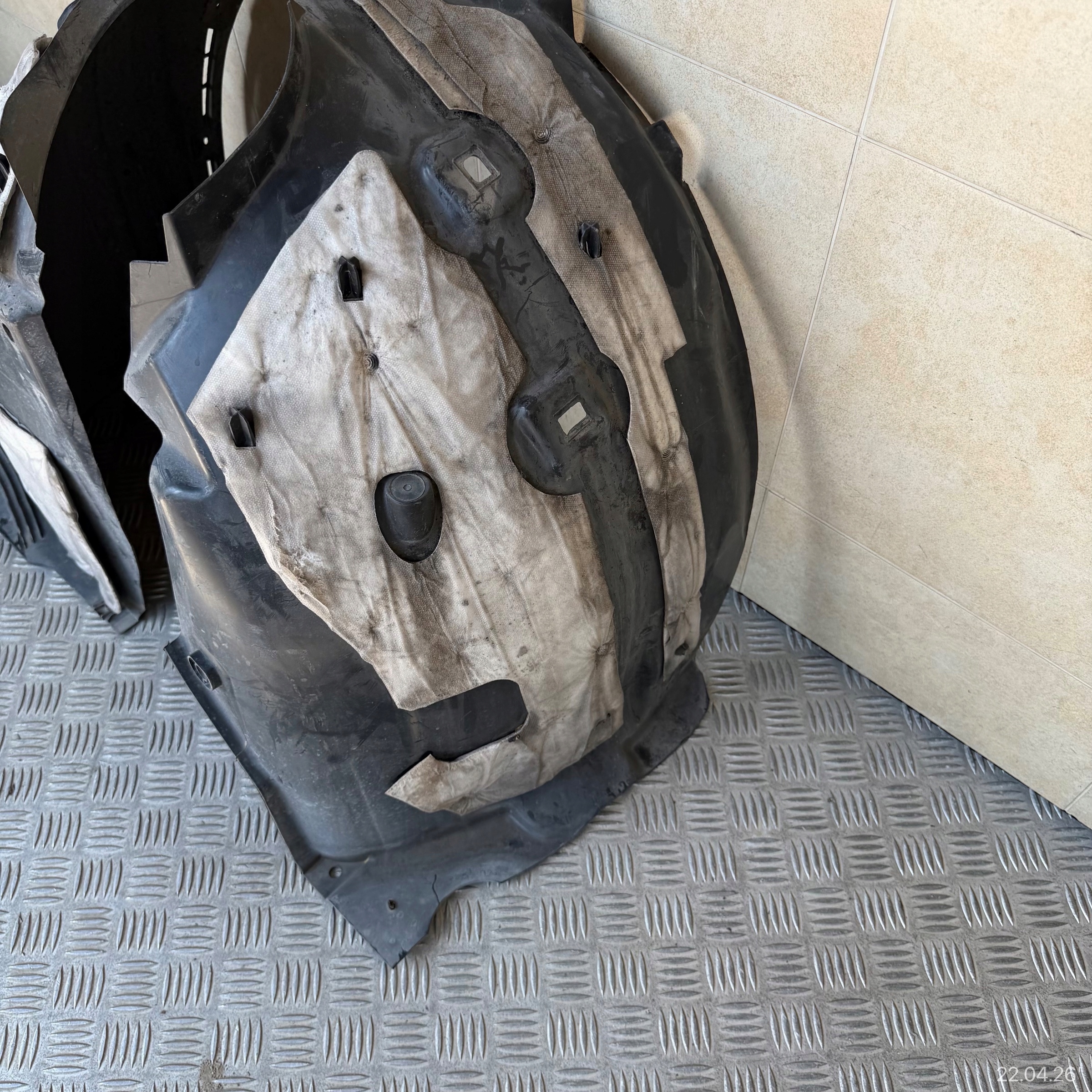 mudguard front right CITROEN C4 X C4 III 2022 ROK 9831258480