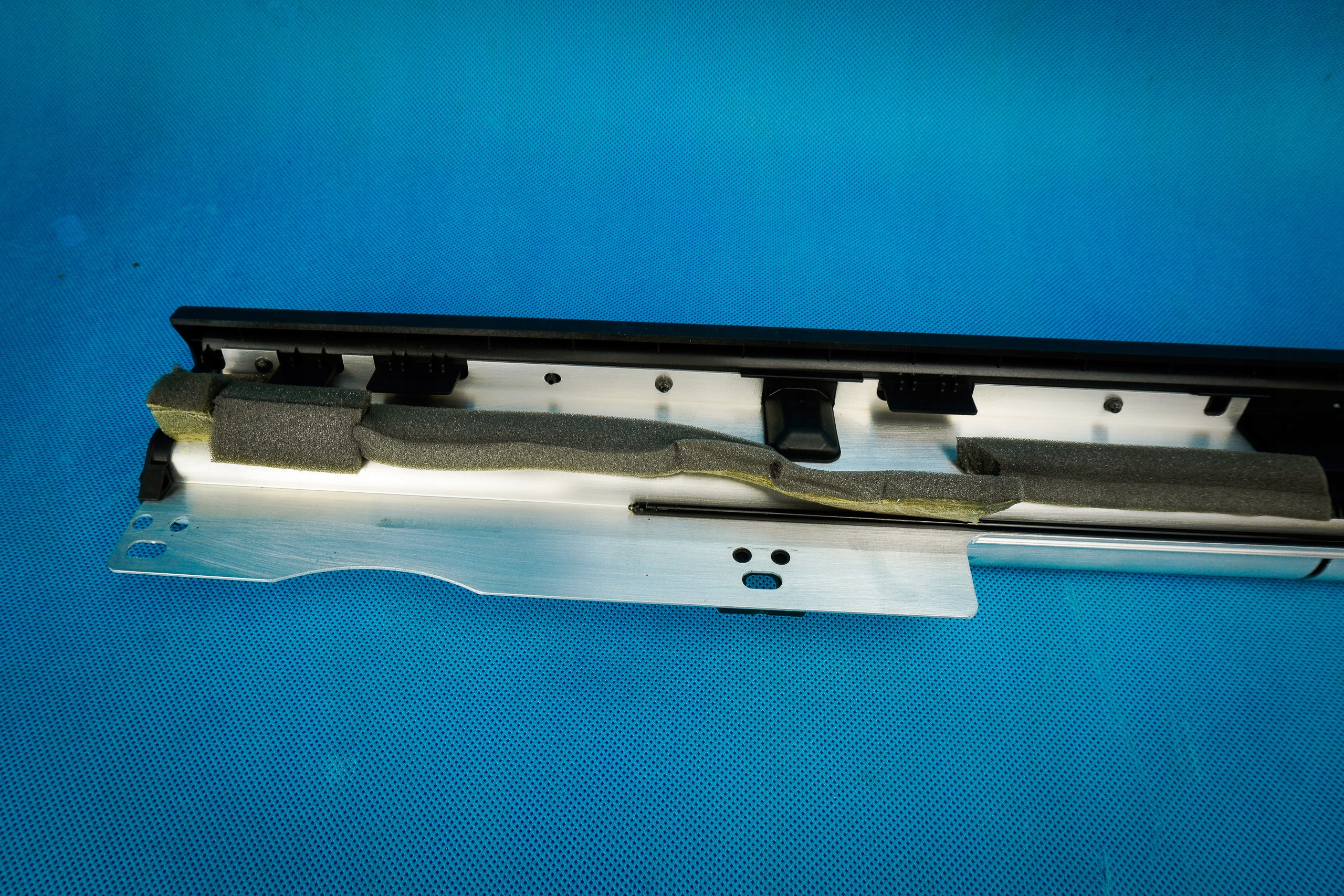 blinds rear electrical right Audi A8 Long 4H4861334A QBC