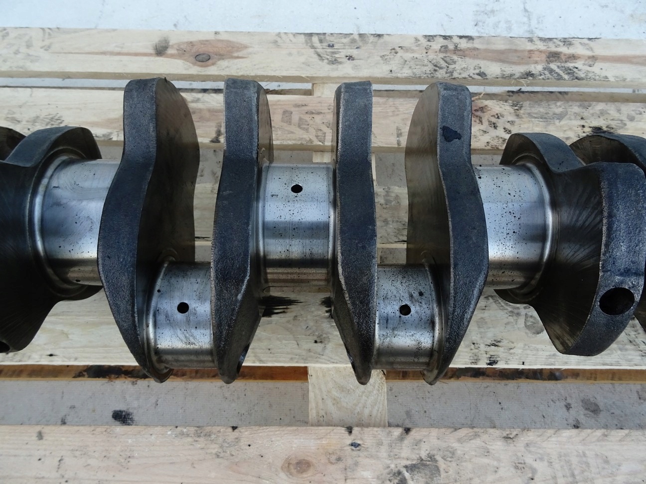 WAŁ KORBOWY LIAZ 110.850 SA 8 11100cm3 1992 Typ samochodu Samochody osobowe