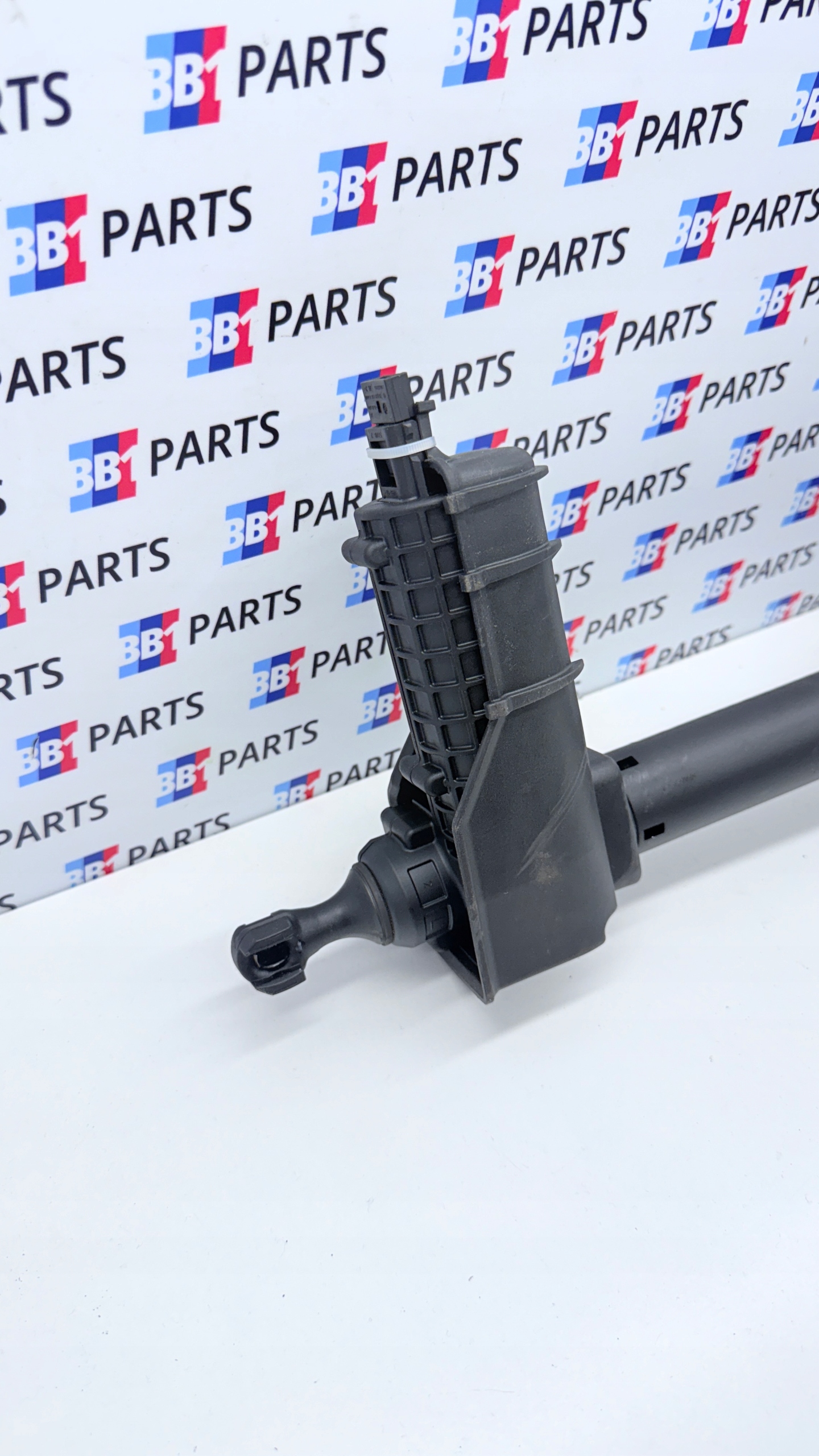 BMW G26 damper telescope bonnet boot left rear part electrical 7487575