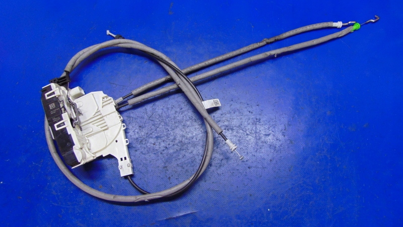 lock door right rear part 8 vertical MERCEDES SPRINTER A910 A907 18-25R