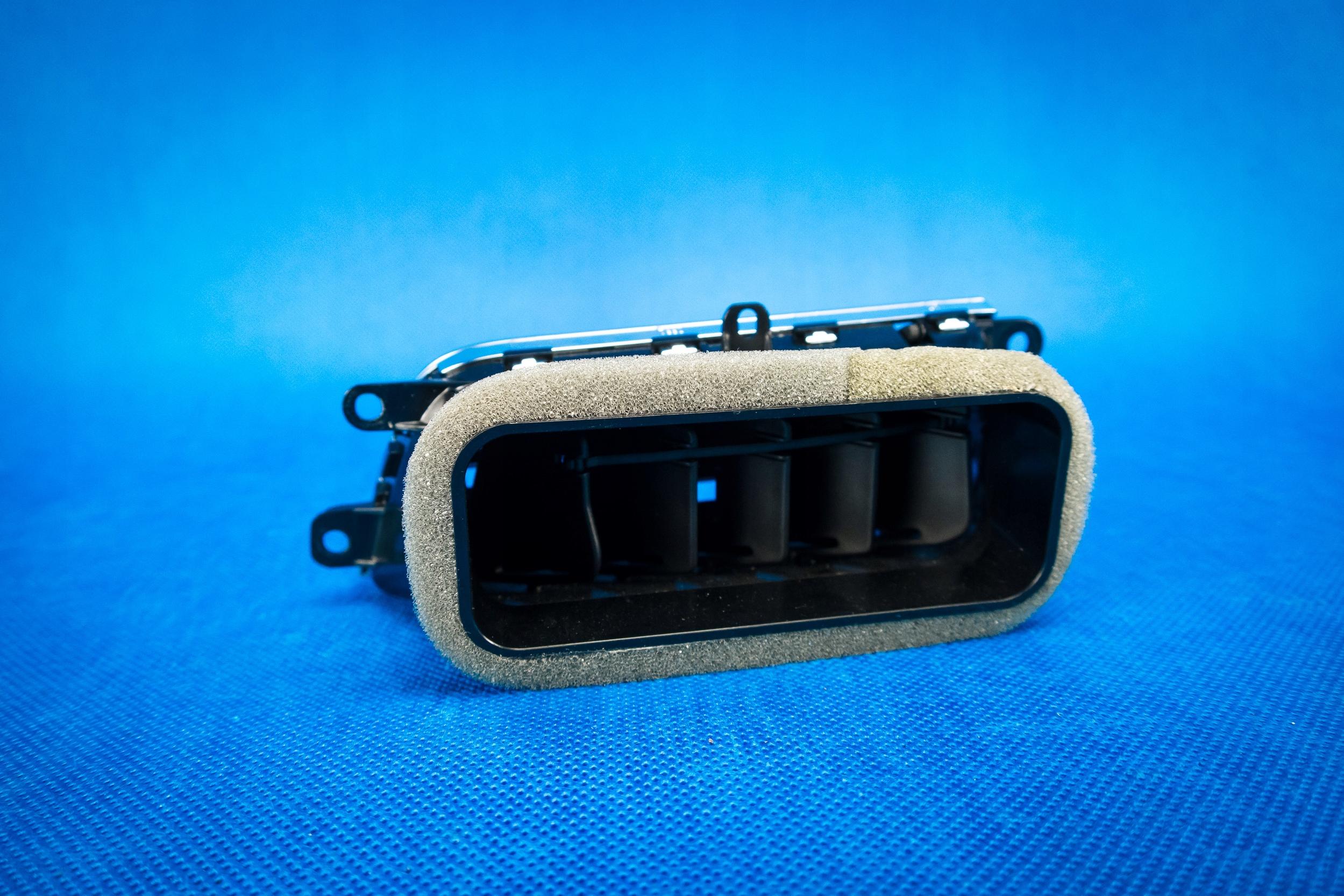 grid air conditioning devices air Audi A8 S8 4H 4H1820902A