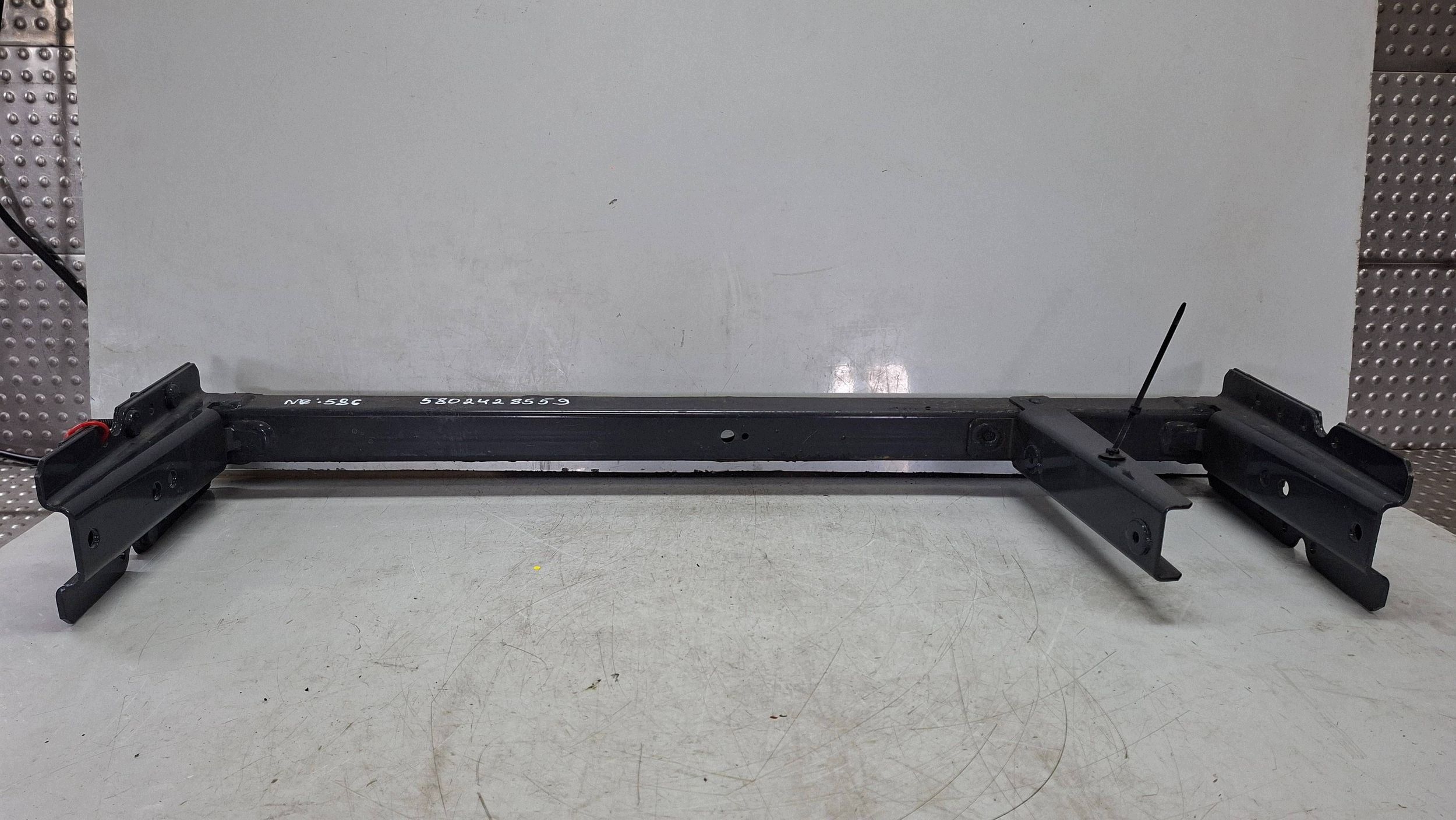 Supporto cambio ingranaggi 5802428559 IVECO DAILY IV 2014