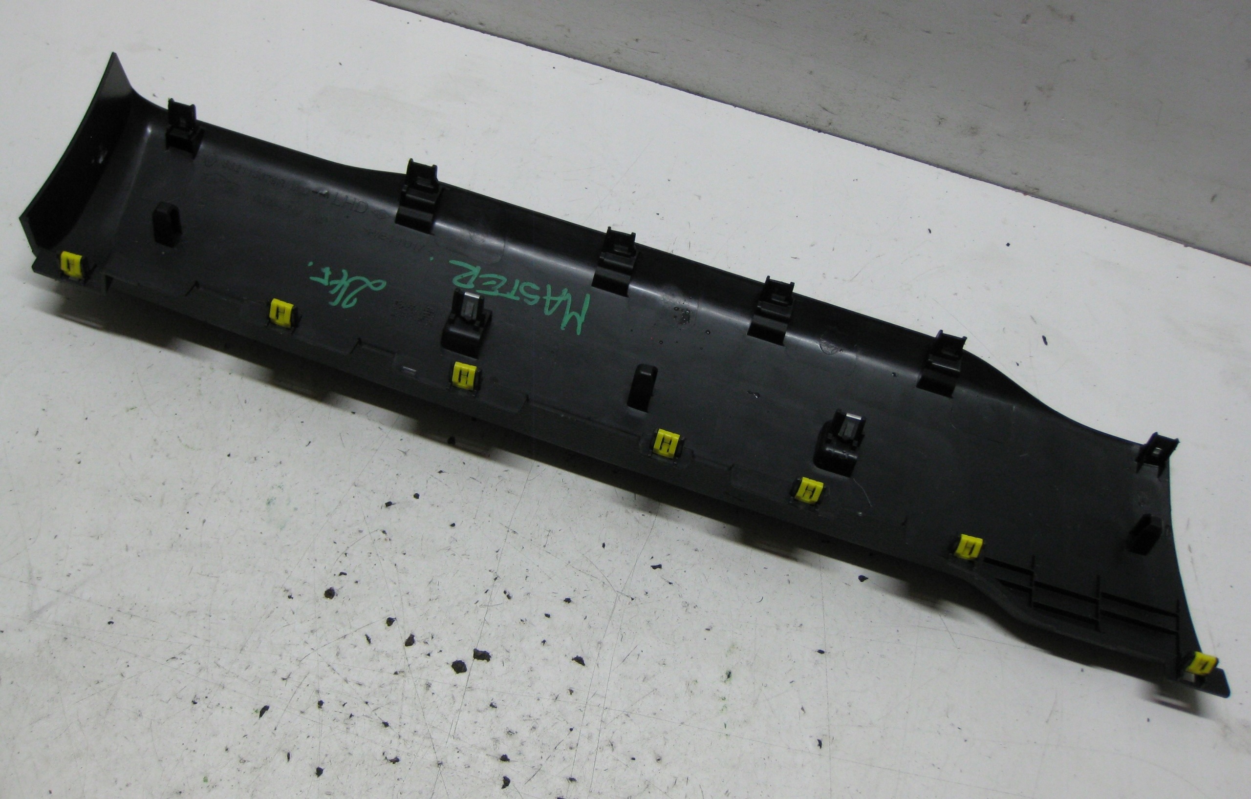 RENAULT MASTER III LIFT Blende Abdeckung Frontverkleidung 682113679R