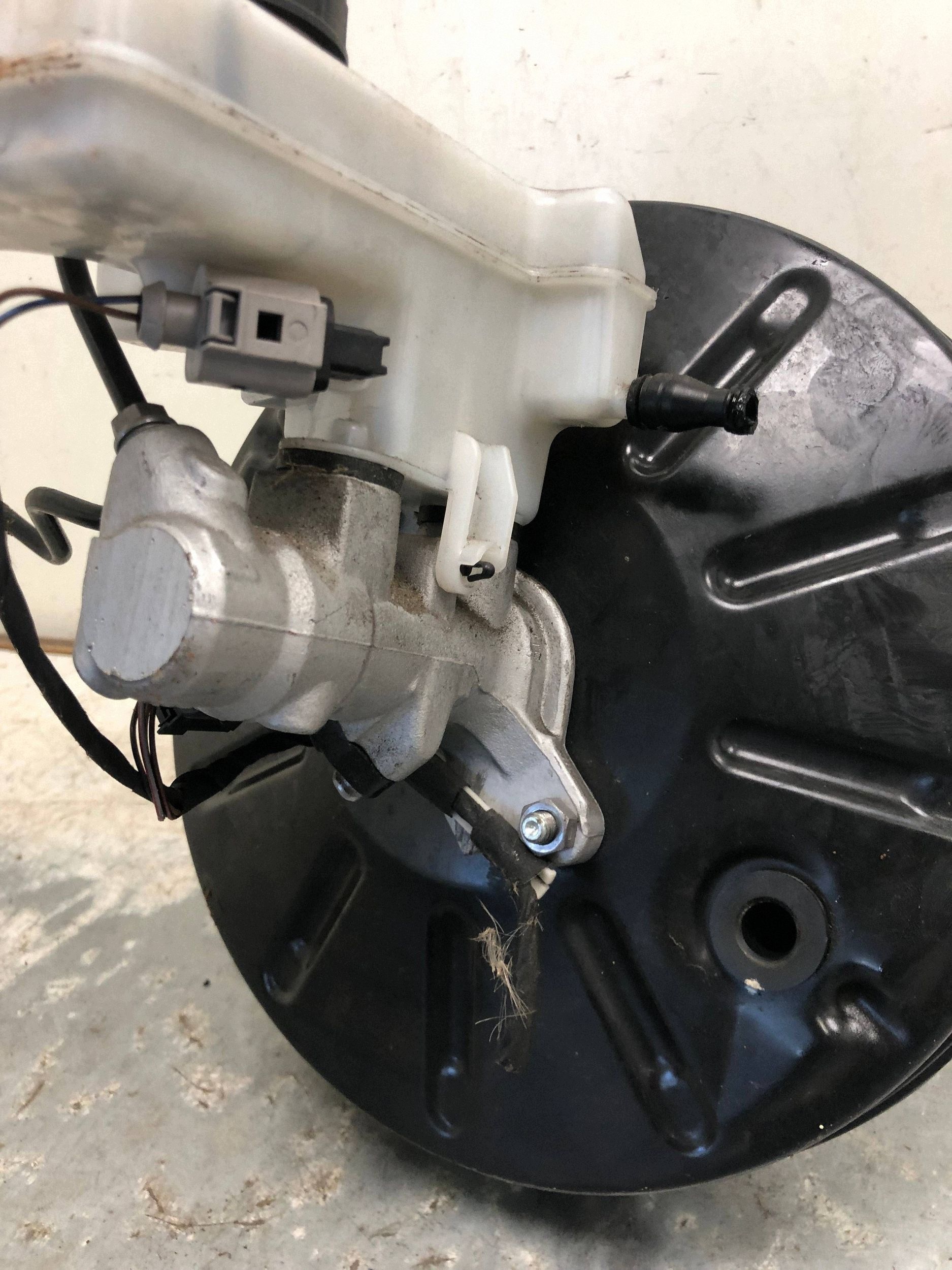 Servo bremsen VW GOLF VII LIFT HB 5Q1614105CK