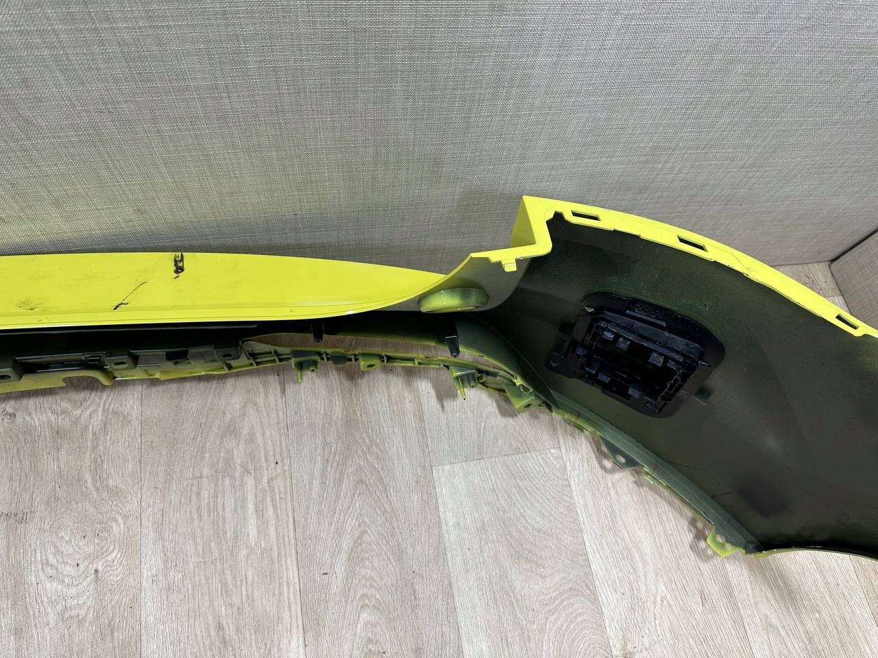 Volvo EX30 EX-30 2024-> bumper rear part rear 31345662