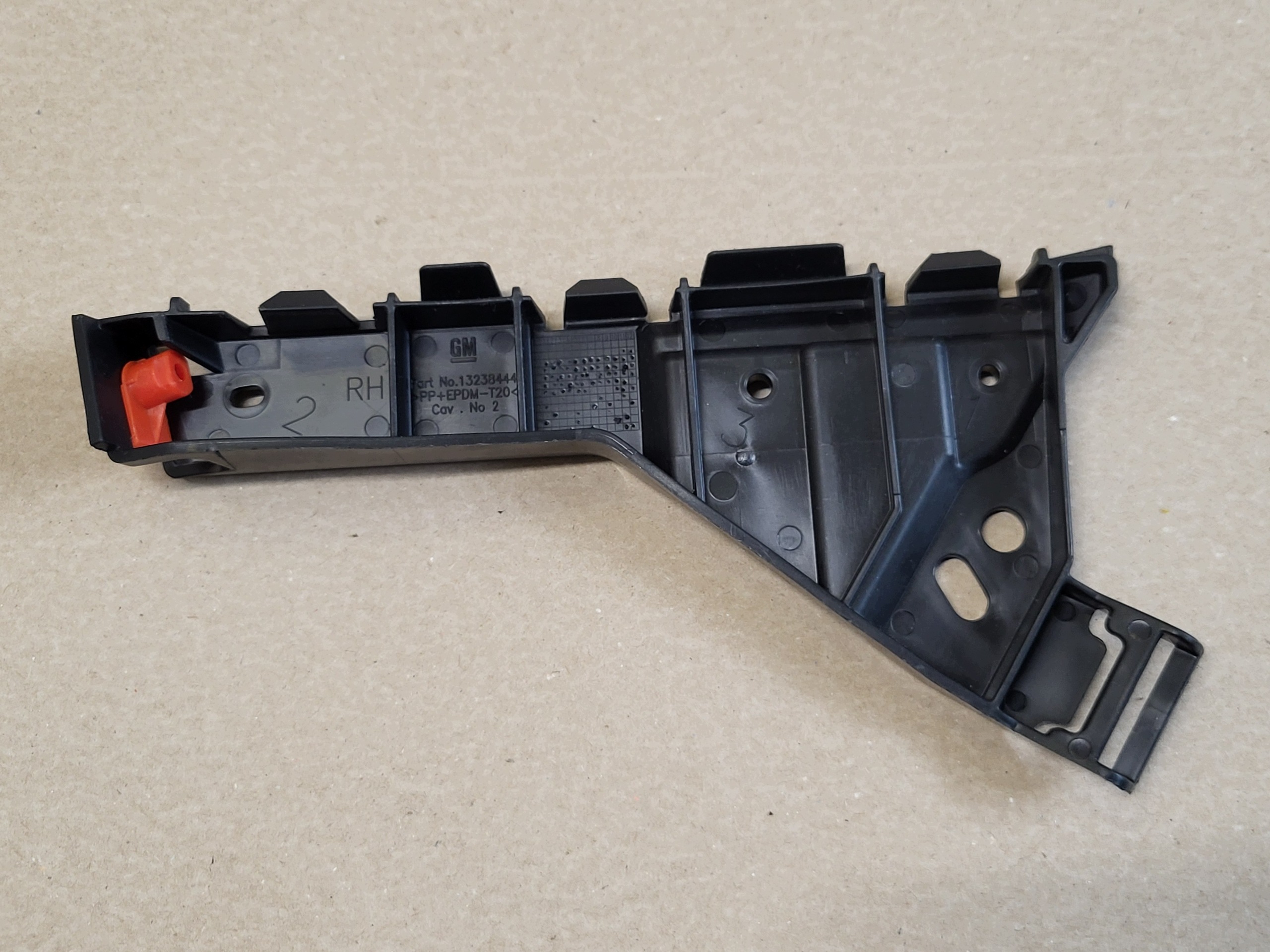 bumper bracket holder console OPEL INSIGNIA A right front 13238444 OE