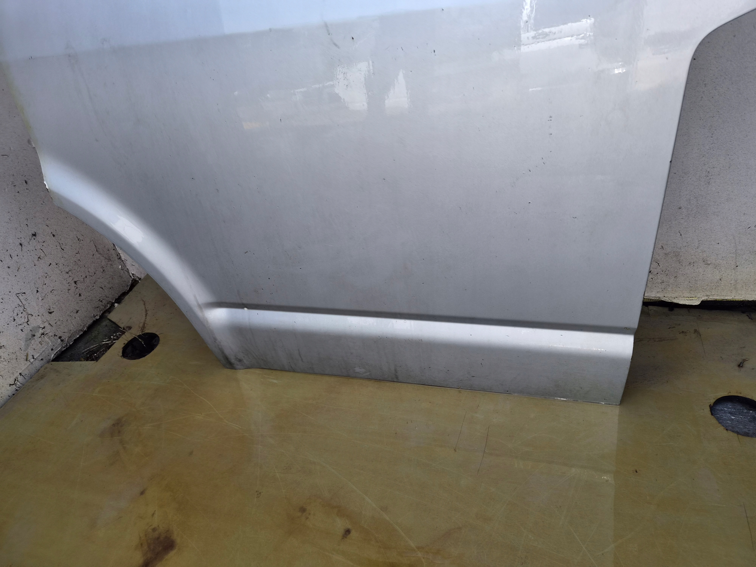 door front left VW T5 T5 LIFT front kierowca/ driver´s silver
