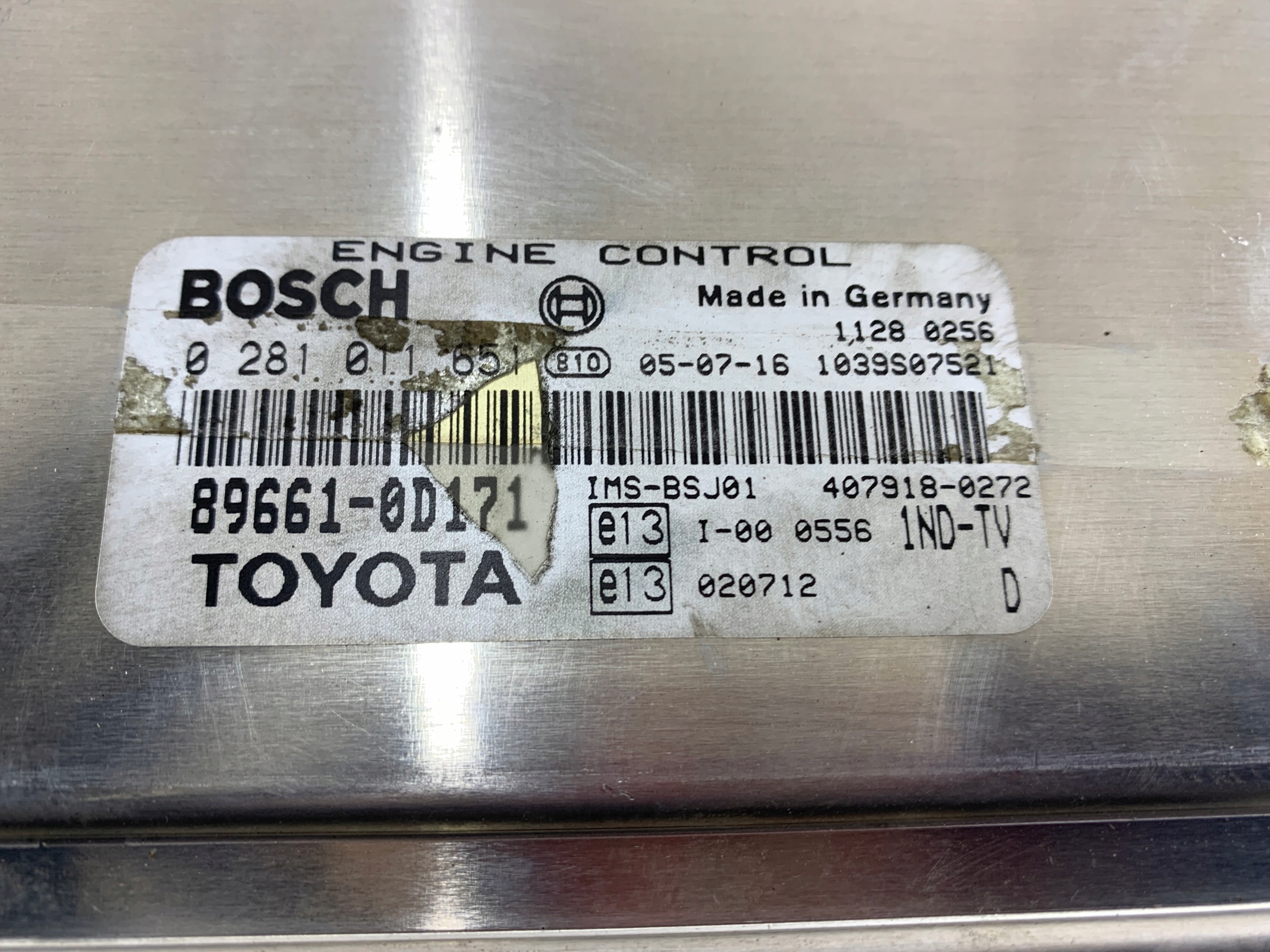 TOYOTA YARIS e 1.4 D4D Centralina Motore 98661-0D171