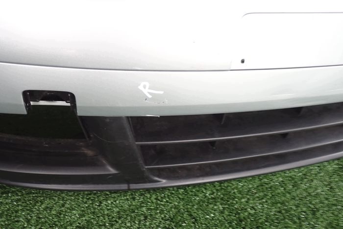 VW TOURAN and 03-06 front bumper front