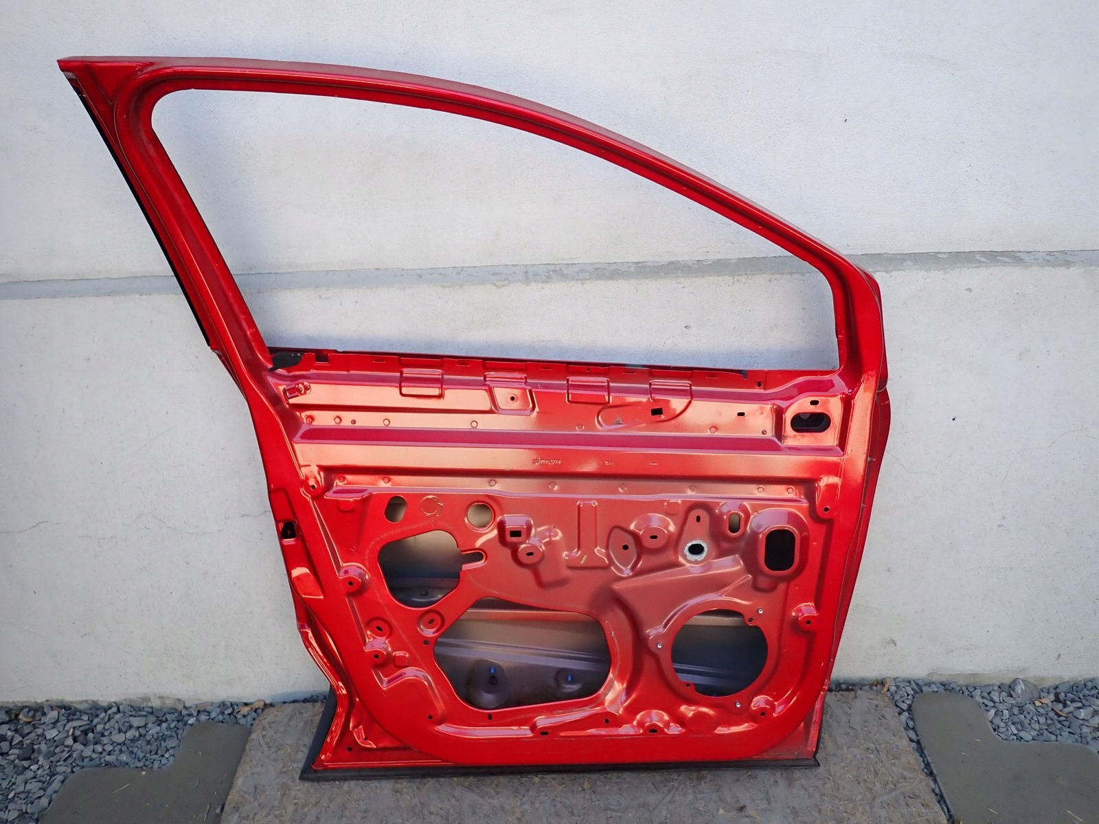 door left front left front RENAULT CAPTUR 1 and J5 2012-2020R 801012651R