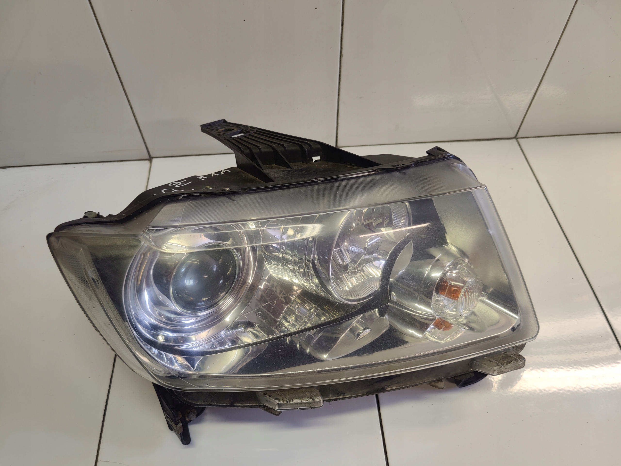 JEEP COMPASS light right front UK 05182550AE