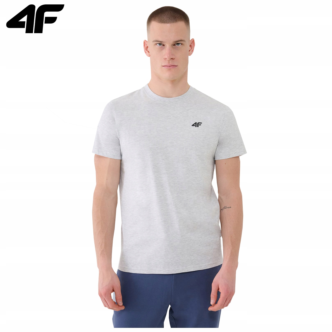 KOSZULKA MĘSKA 4F T-SHIRT BAWEŁNIANY PODKOSZULEK SPORTOWY CO DZIEŃ 2256 M Kolor szary