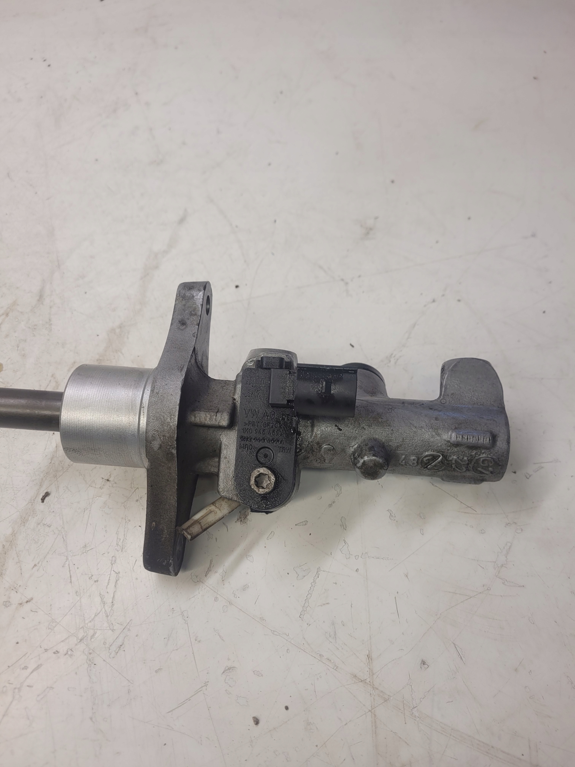 Servofreno servo AUDI A3 8P VW 1K0945459A