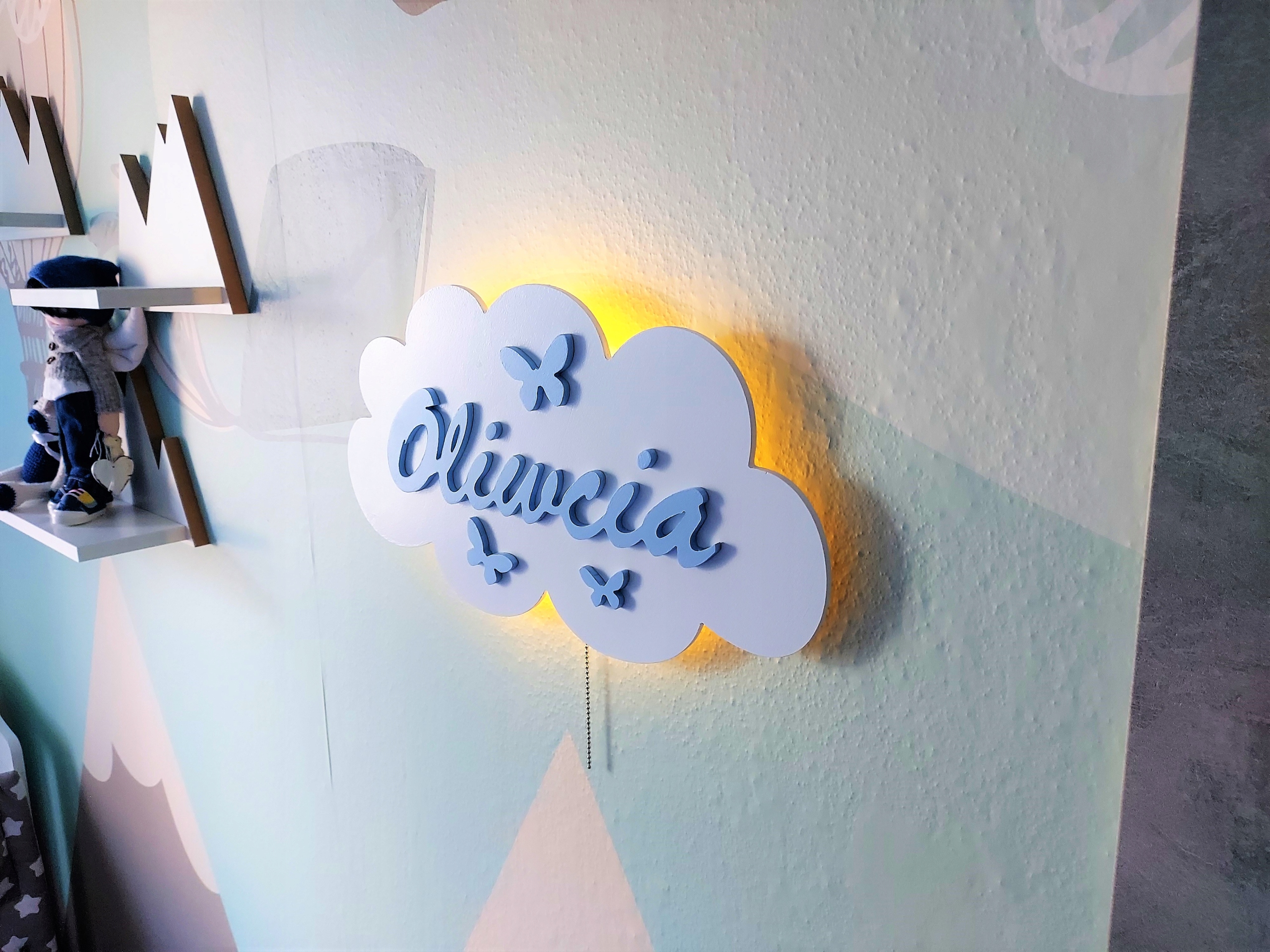 Lampka nocna chmurka z imieniem LED na baterie personalizowana dla dziecka Marka Moliland