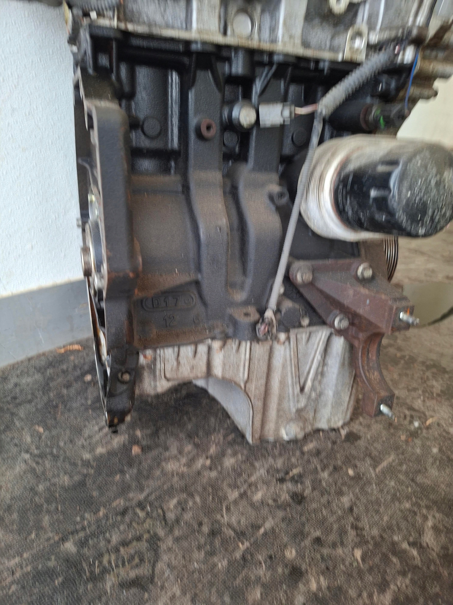 engine unprotected pillar Ford c- max ecoboost 1.0 125 km