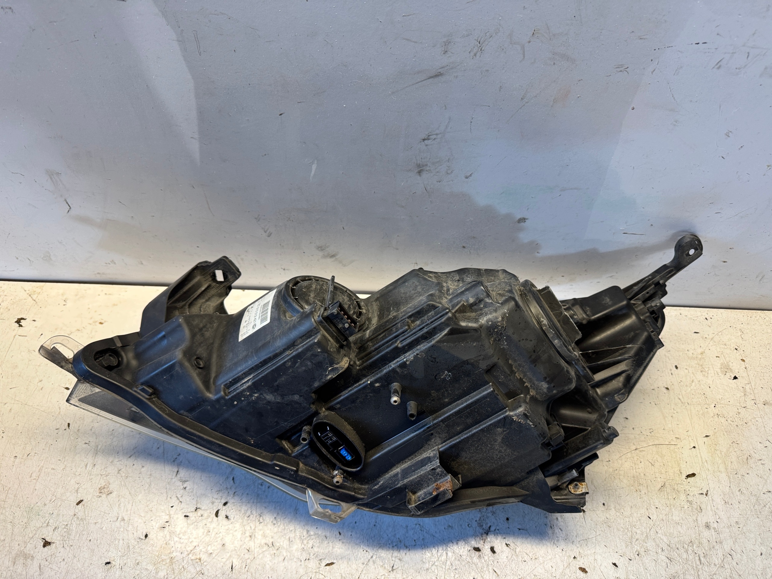 OPEL ASTRA J 4 REFLEKTOR right light right front BI XENON EU 1ZT010012-421