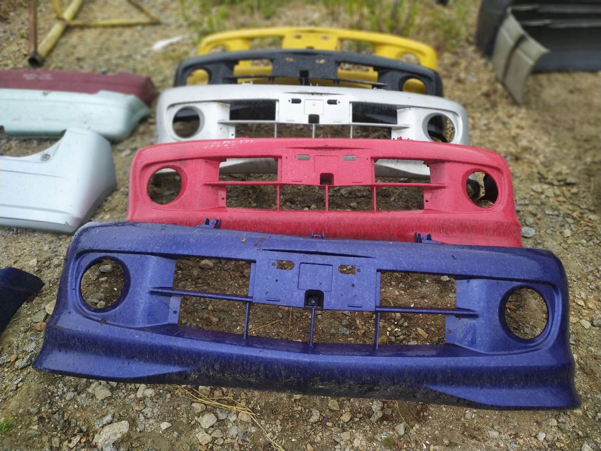 DAIHATSU YRV 2001 2006 ПЕРЕДНИЙ БАМПЕР*