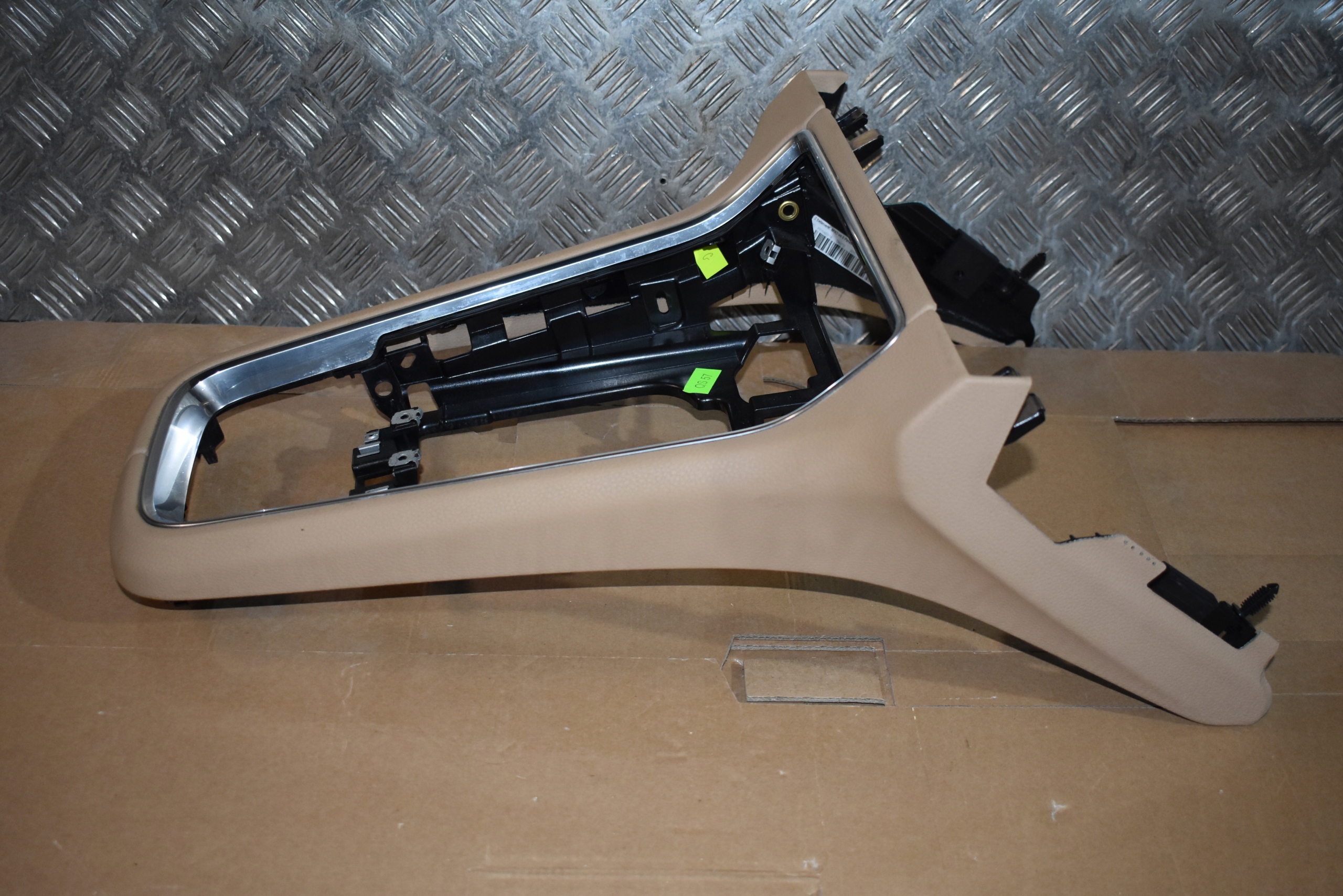 armrest frame passenger compartment TUNELU PORSCHE PANAMERA 971 LUXOR BEIGE 1