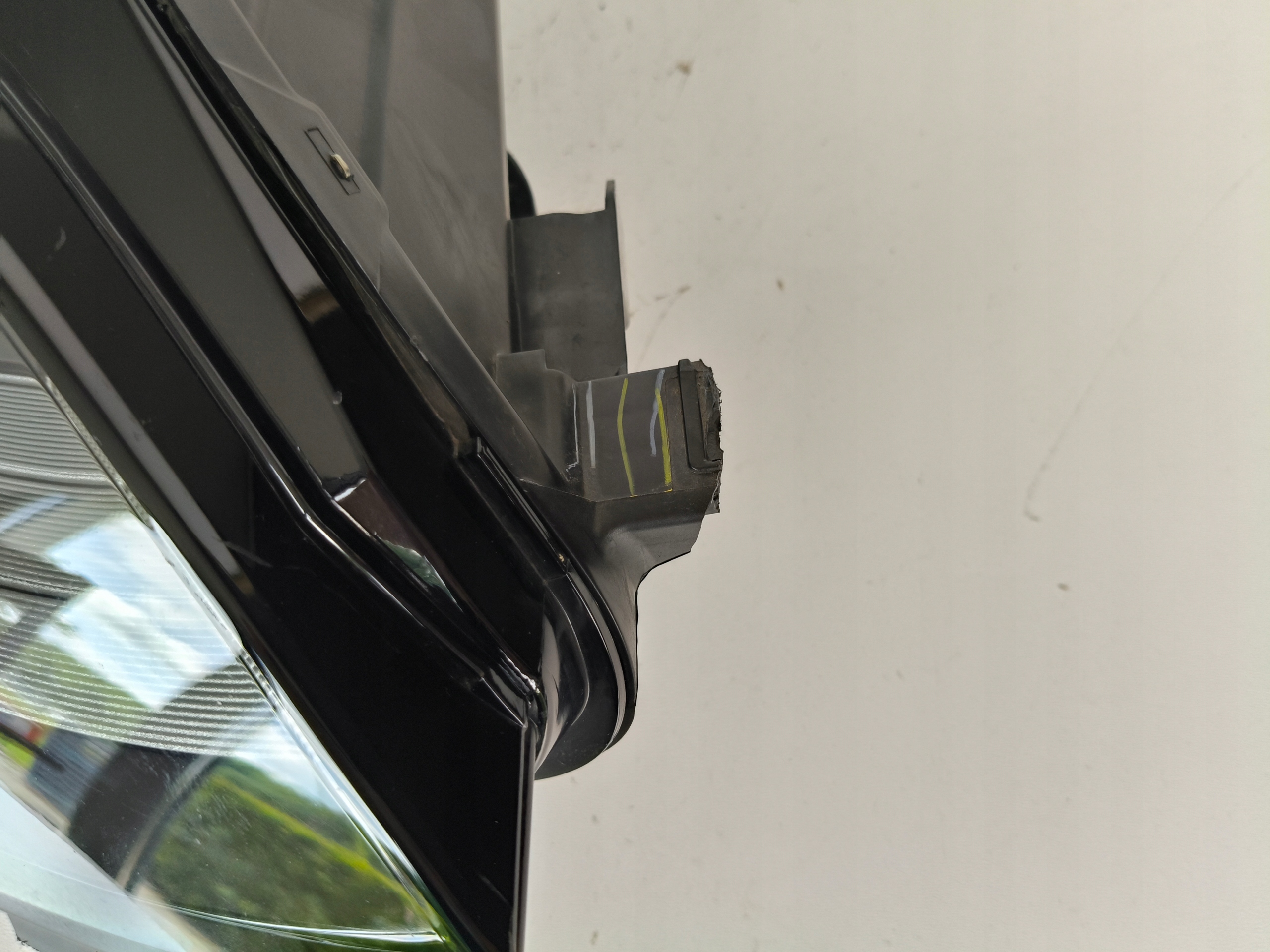 light right REFLEKTOR TESLA MODEL 3 Y 20- LIFT FULL LED