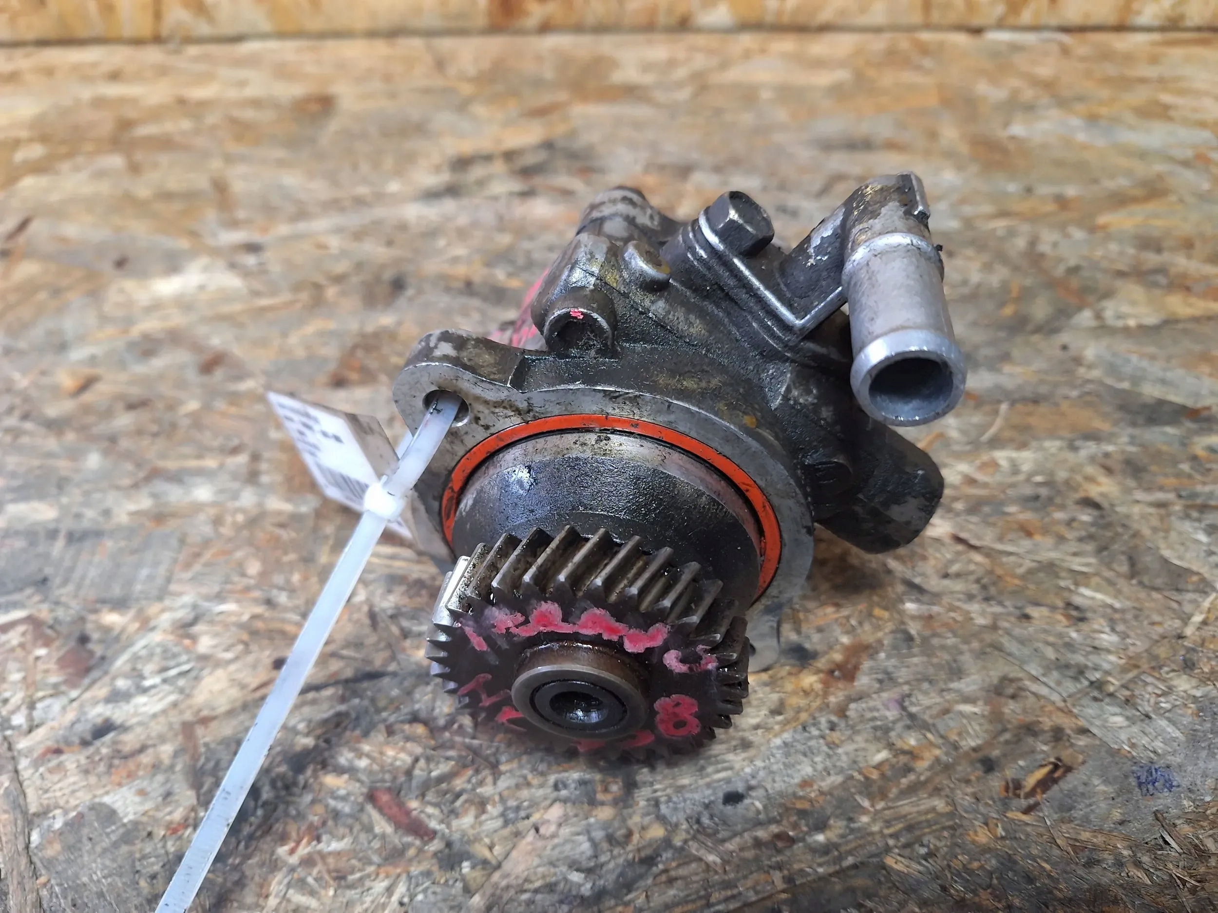 servo pump NISSAN TERRANO II 3.0 D 00-06