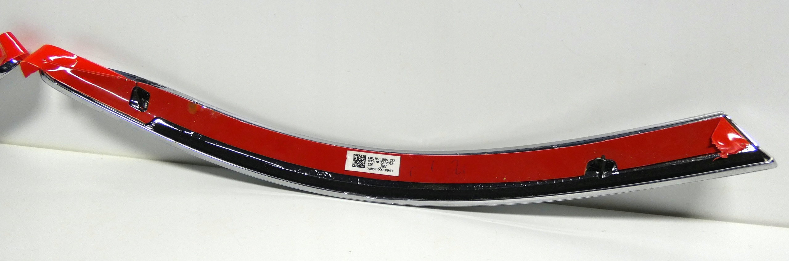 AUDI A8 D5 4N0856956 4N0853955 2017- CHROM decorative trim lights